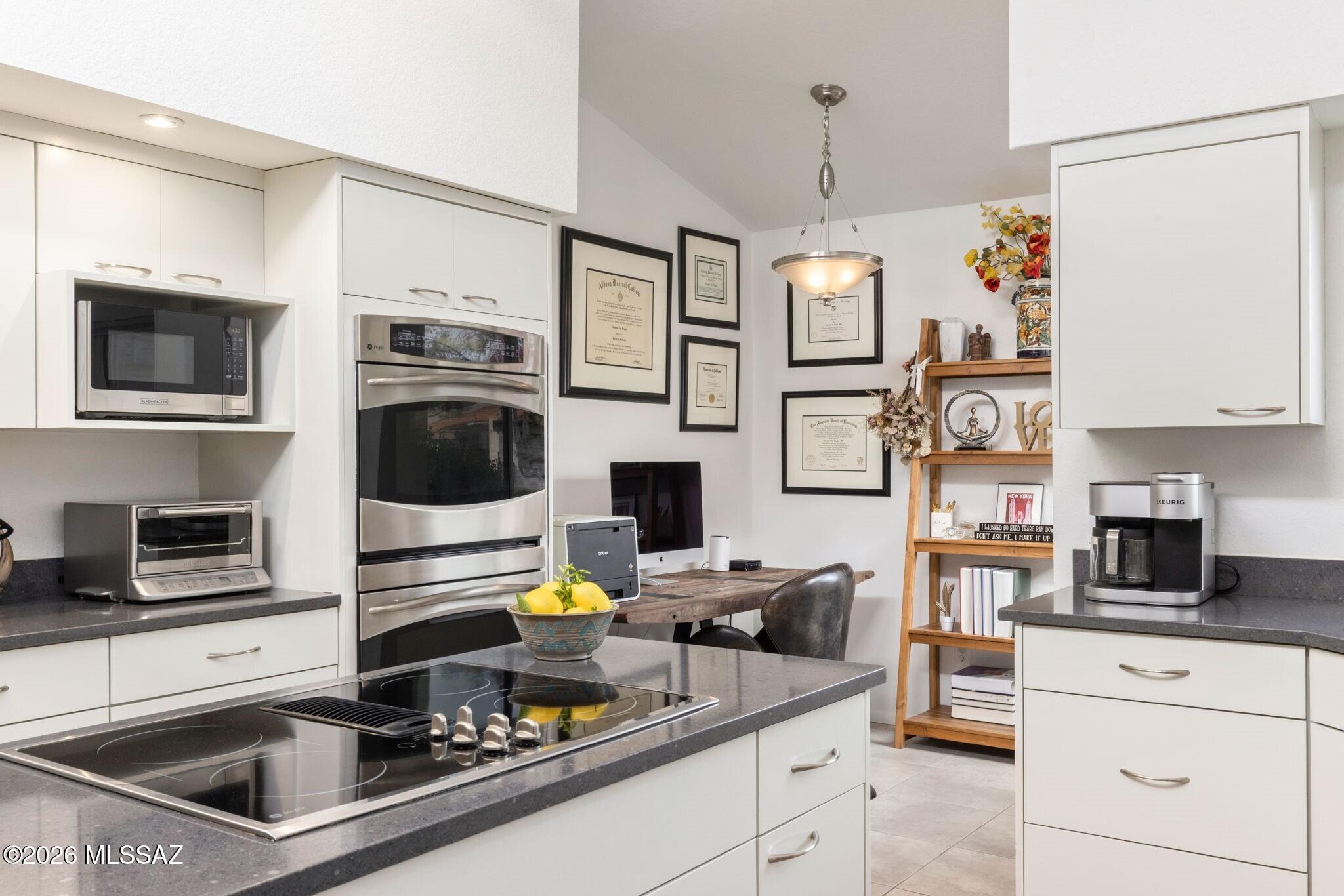 Foothills Ridge (1-33) - Residential Lease