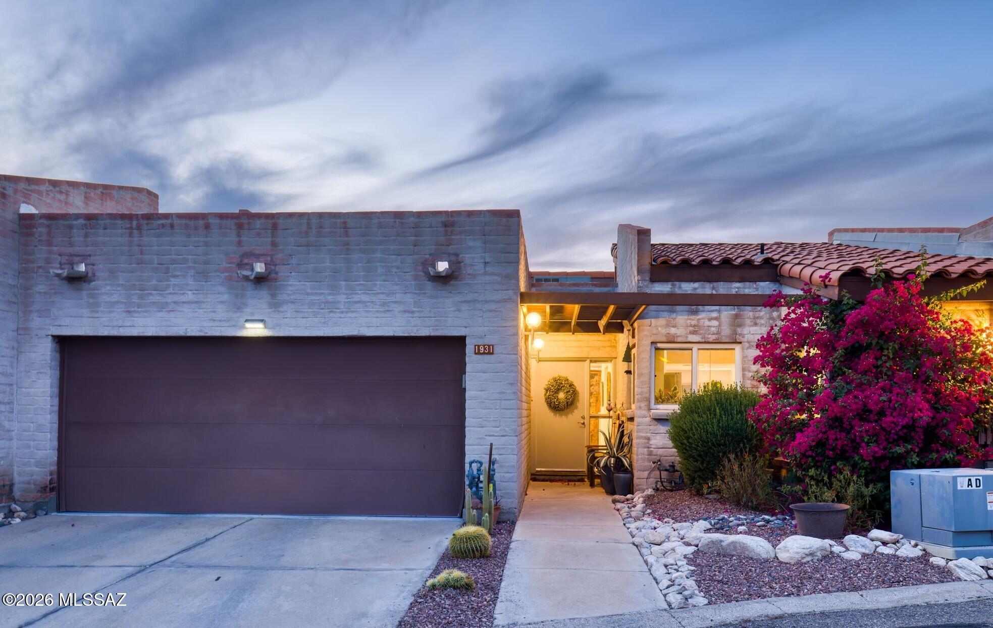 Foothills Ridge (1-33) - Residential Lease