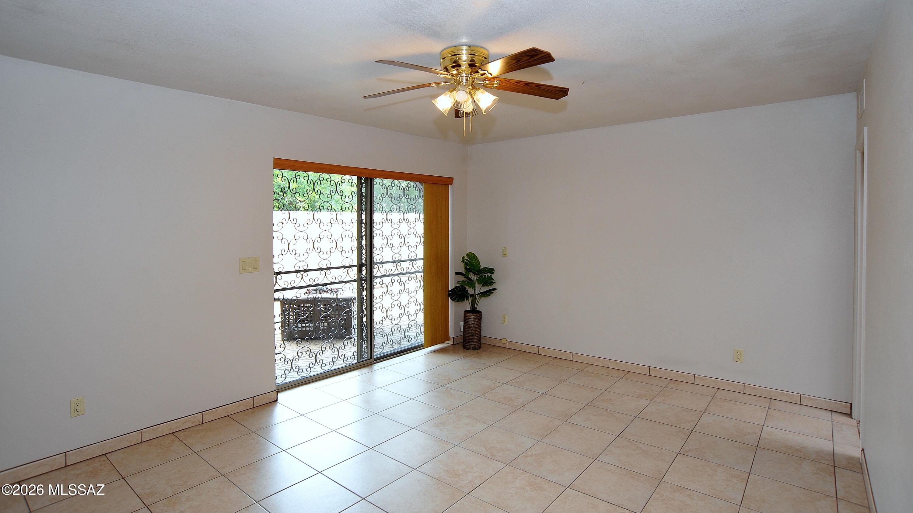 Pueblo Villas - Residential