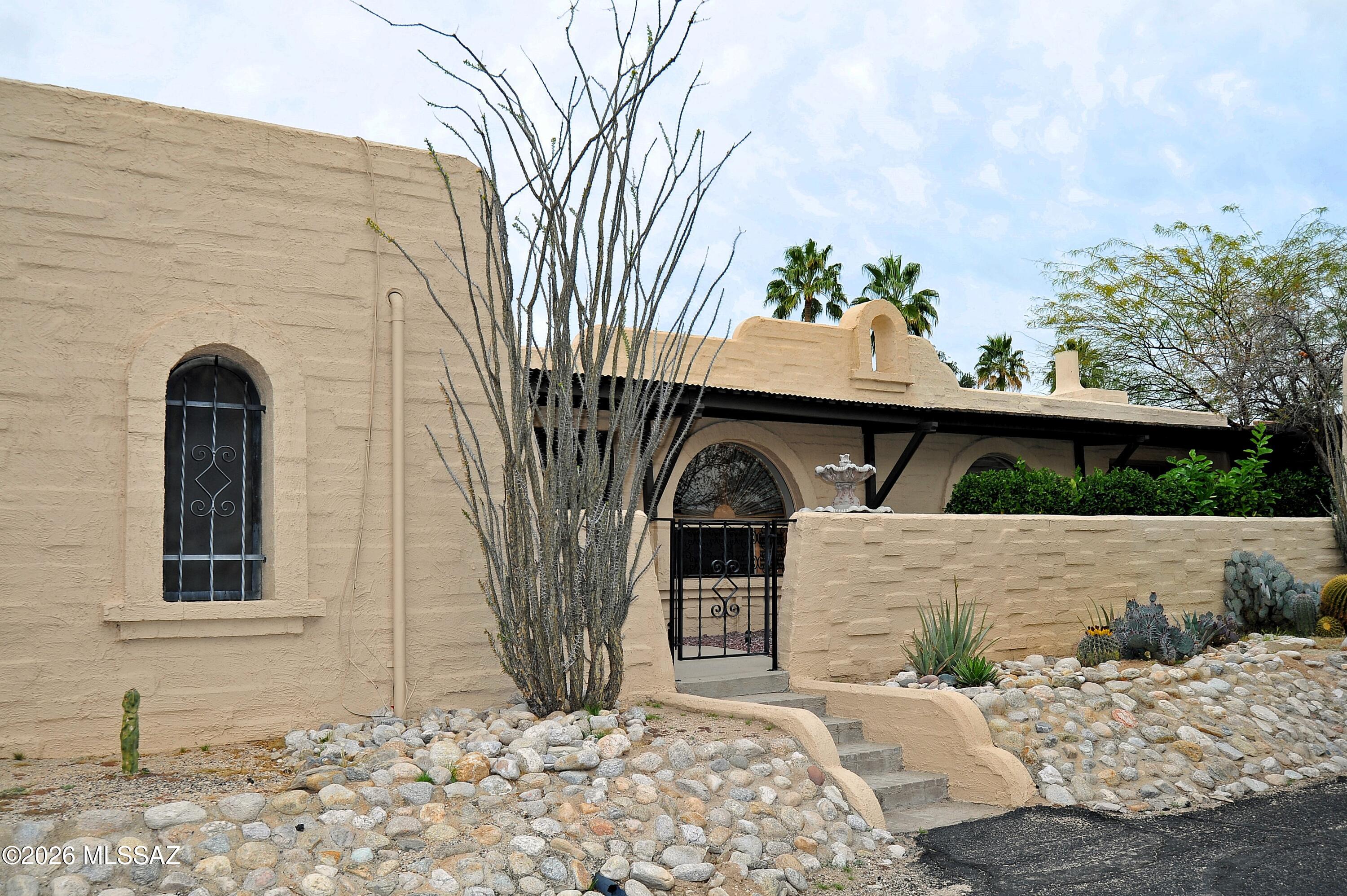 Pueblo Villas - Residential