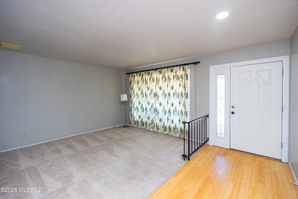 821 N SPUR CIR, MESA, AZ 85203 - Image f96559727cf4bd49f9c7da28b2ddfbfb/3438019797