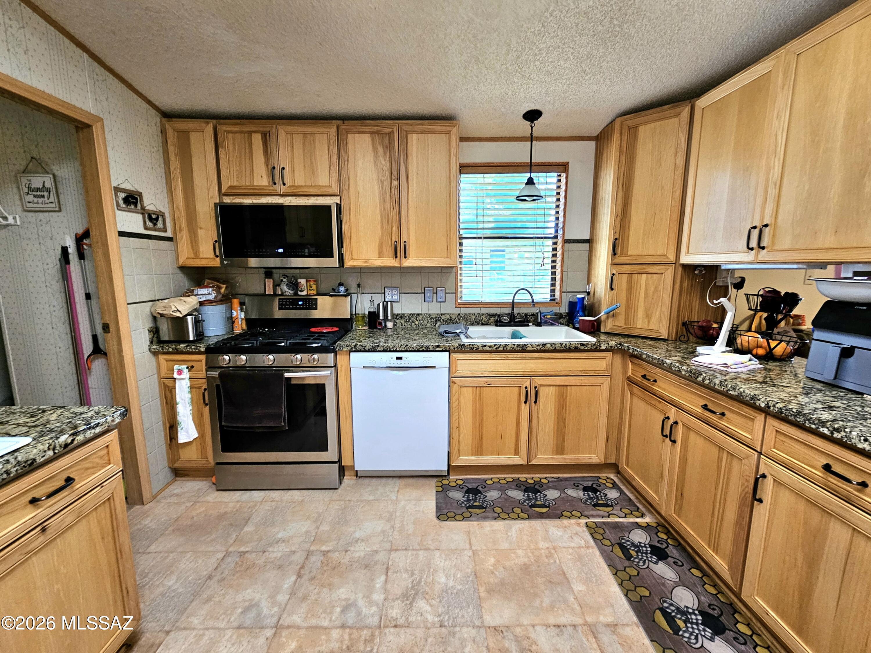 Mescal Lakes - Residential