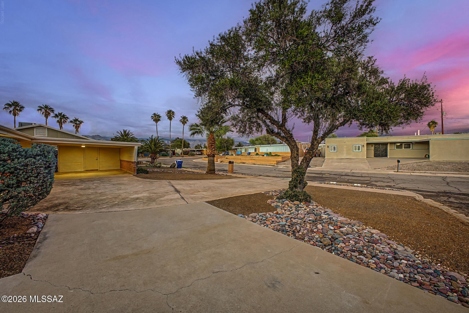 333 N Alandale Avenue