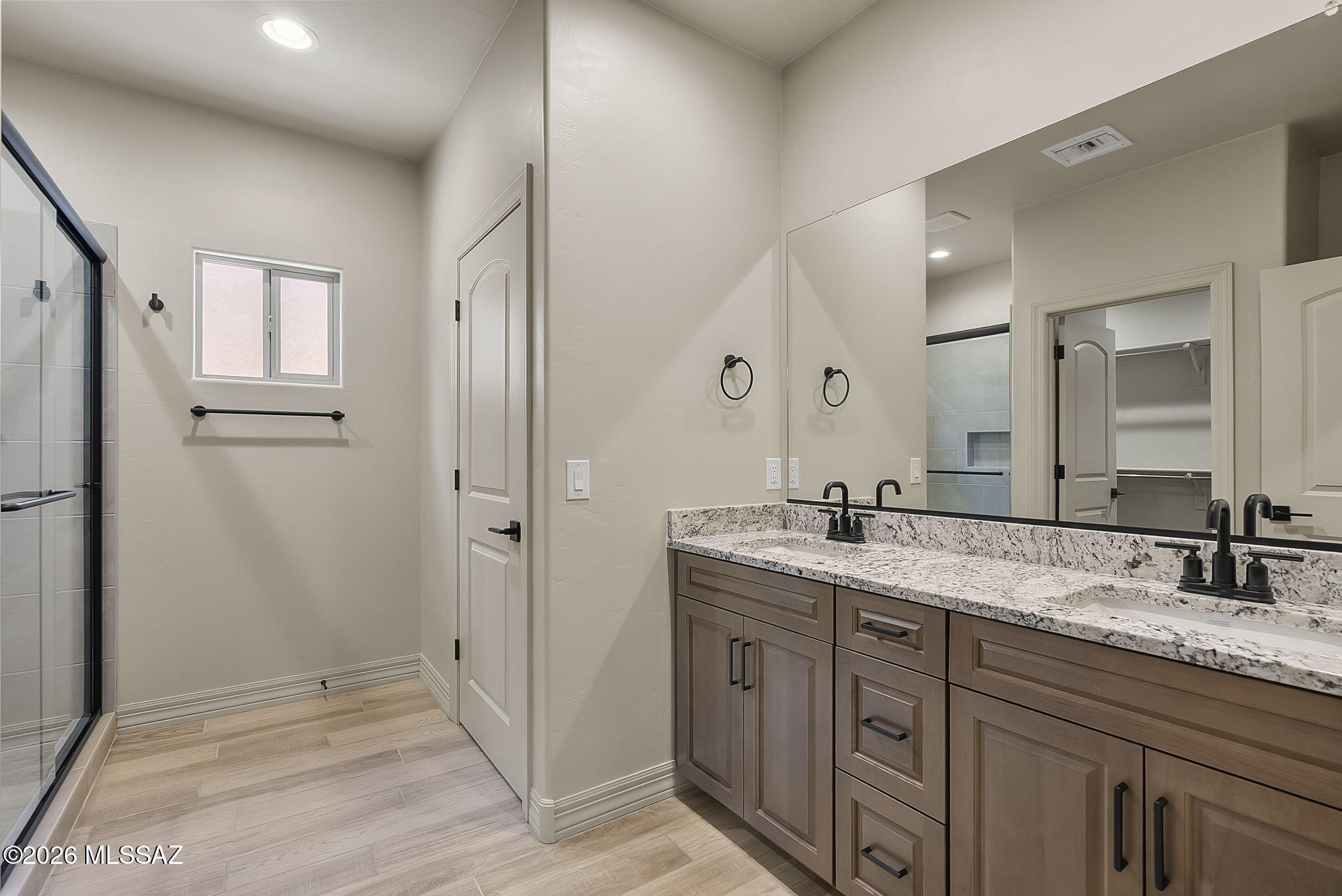 Barrio Trails Head - Residential