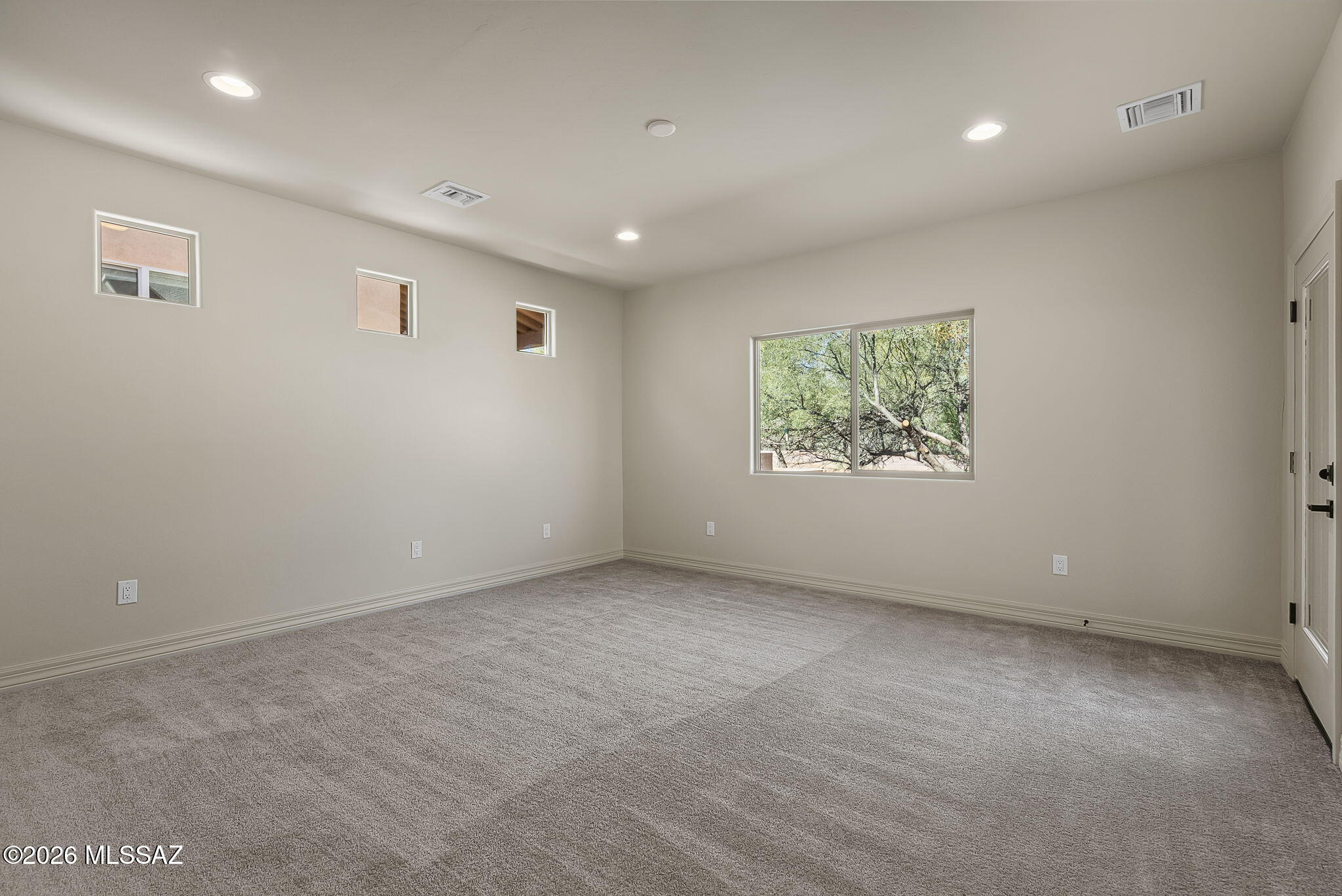 Barrio Trails Head - Residential