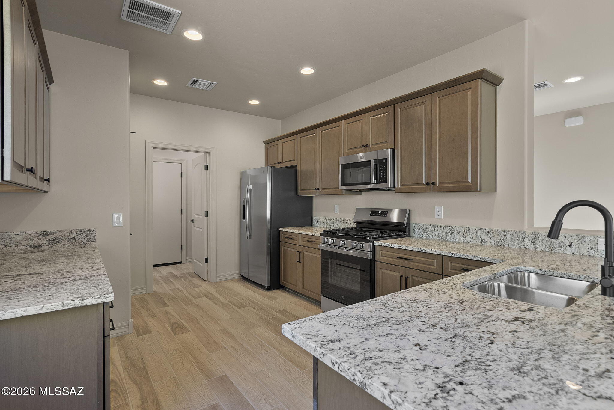 Barrio Trails Head - Residential