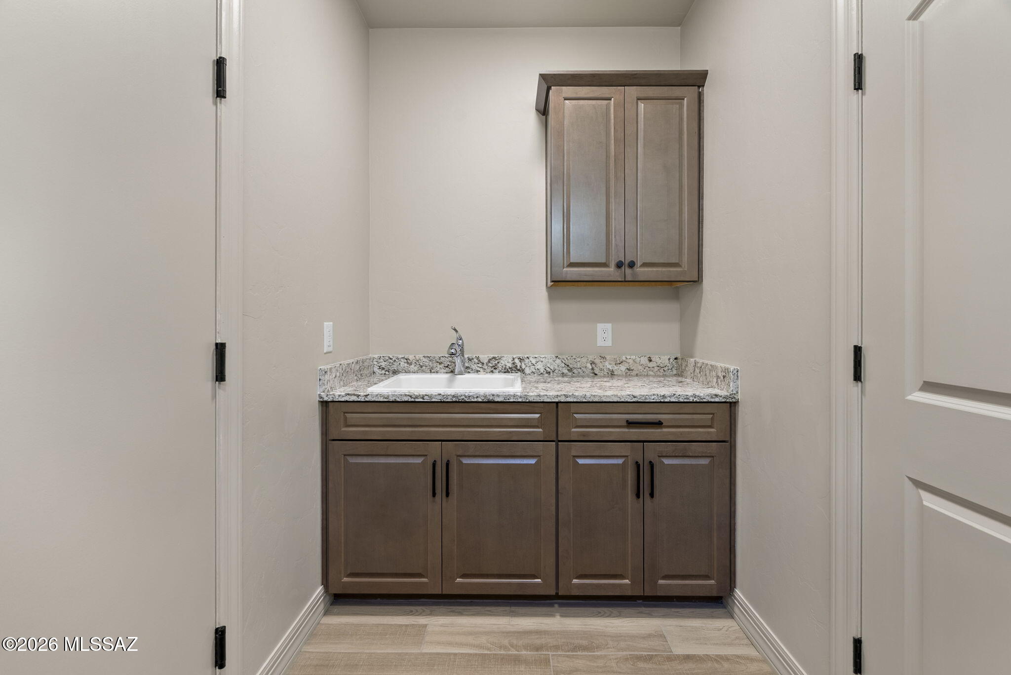 Barrio Trails Head - Residential