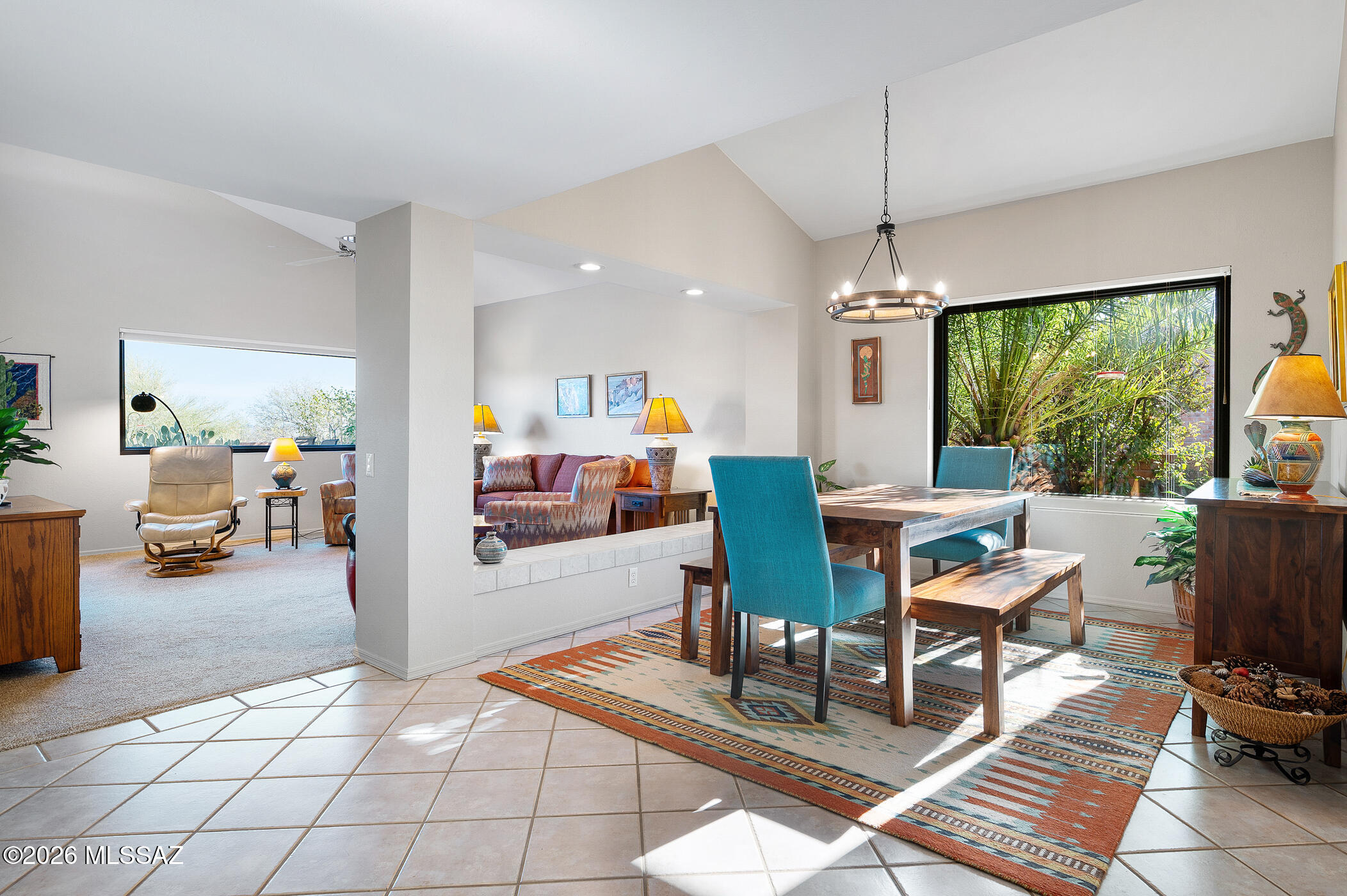 1760 W Via De La Gloria