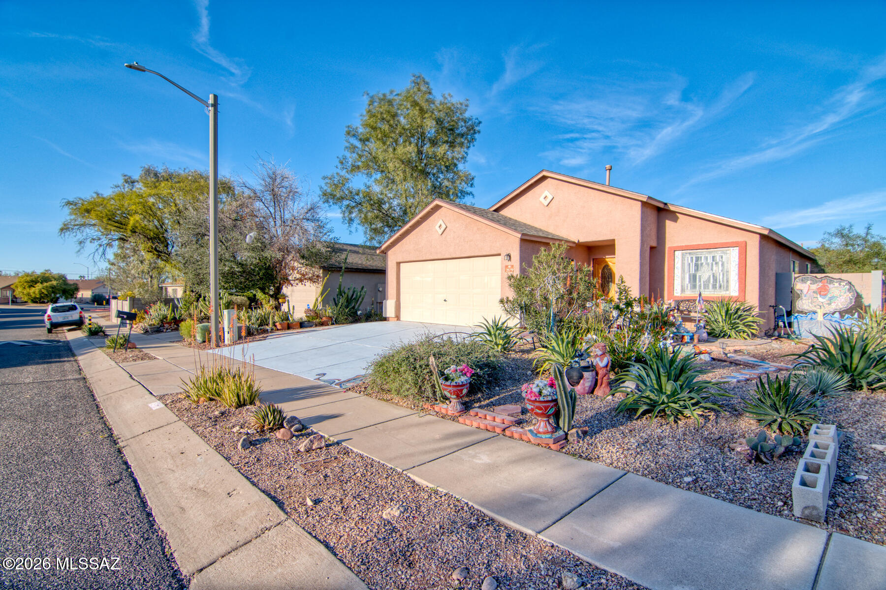 La Tierra Buena (1-207) - Residential