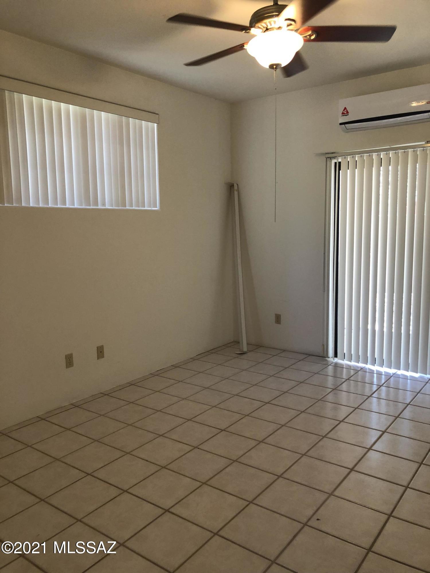 River At North Campbell (1-59) - Residential Lease