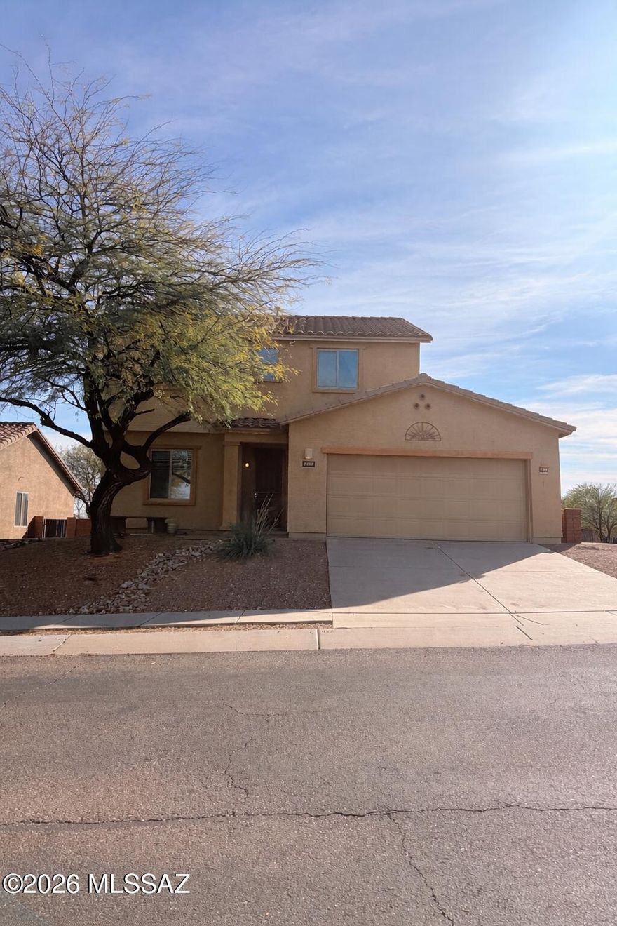 Beautiful 2 story home, with pool & views. Large rooms, loft & an office. All appliances included. Must See!!