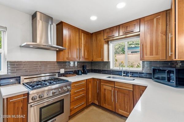 2520 E 7TH ST, TUCSON, AZ 85716 - Image fb6b7342fdce8a0c951555bb42b9c2a3/3115105916