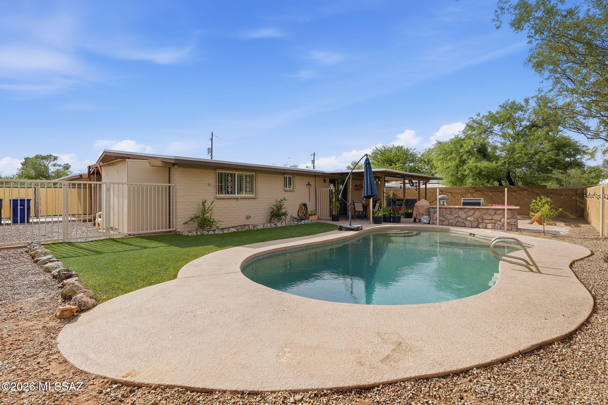 Campbell Ave. Acres - Residential