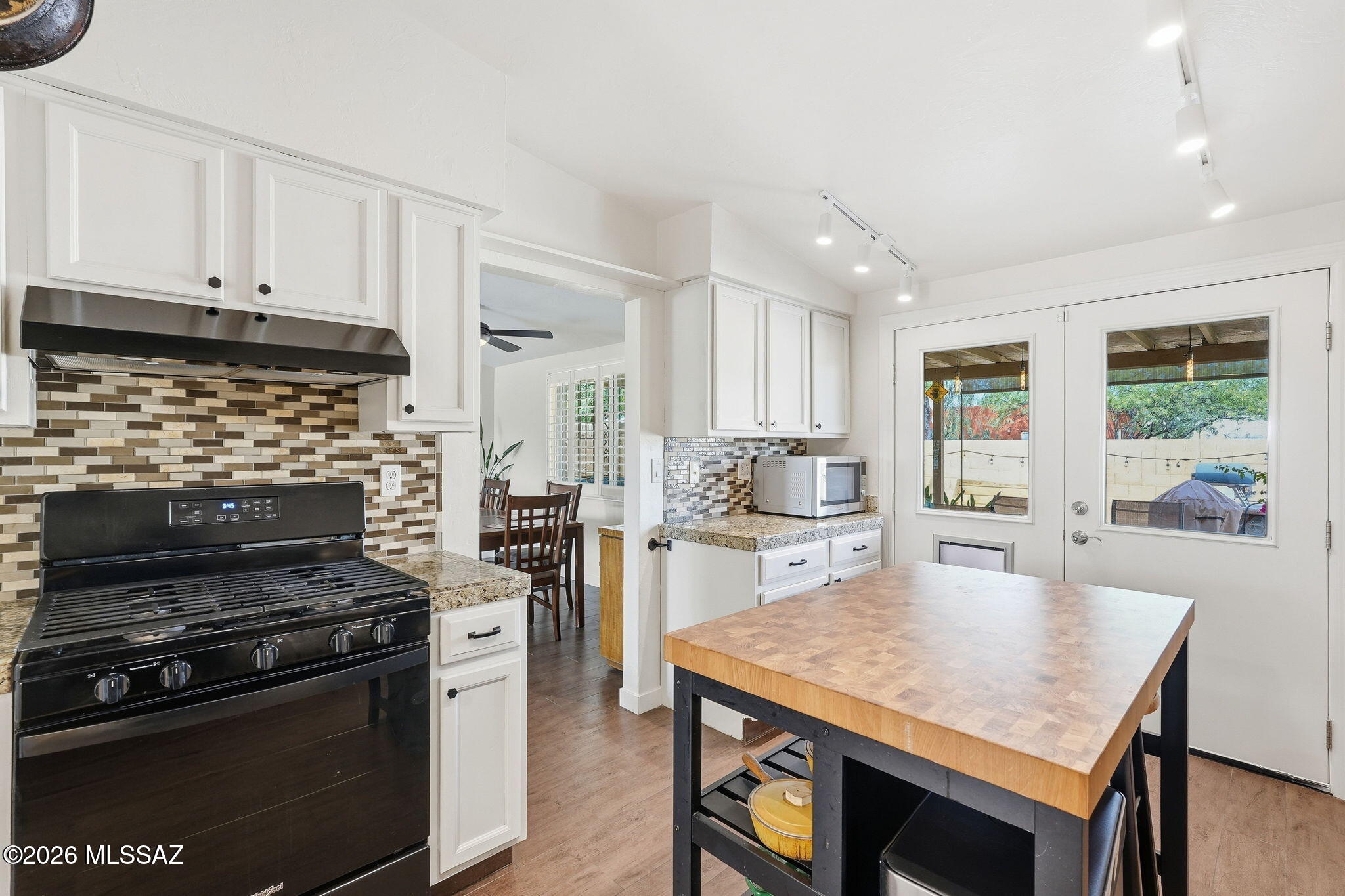 Campbell Ave. Acres - Residential