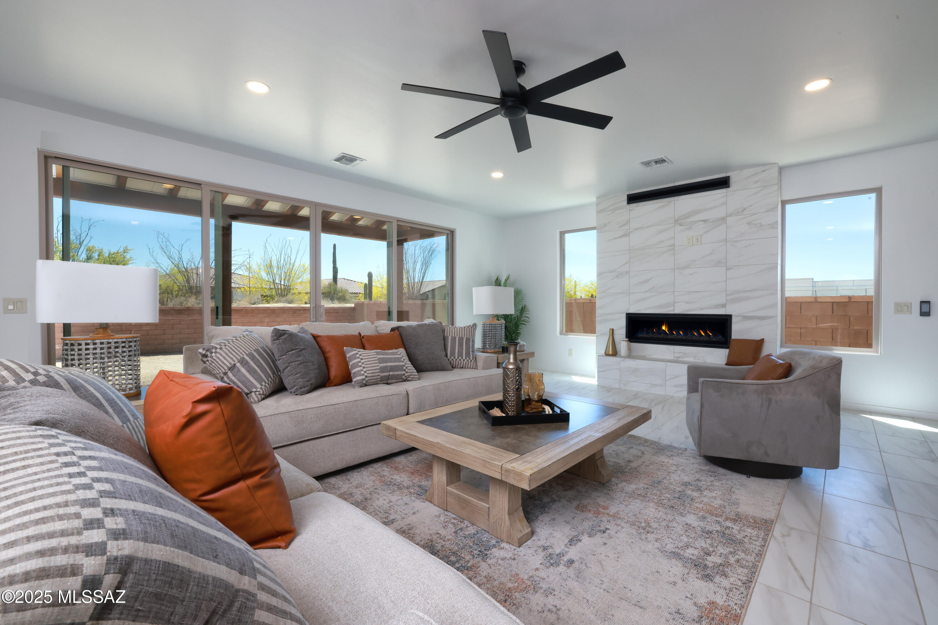 2025 W Spotted Toad Court