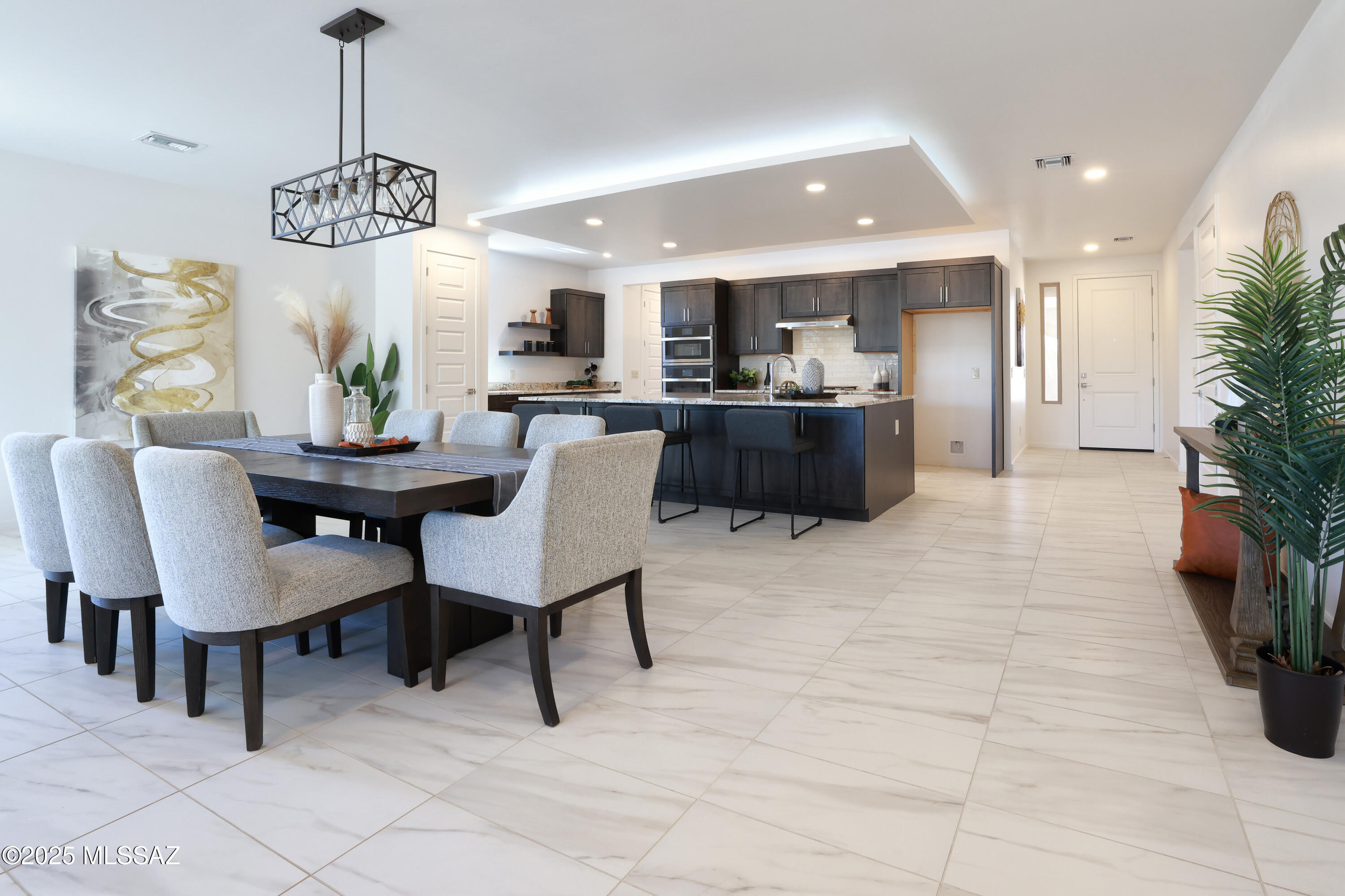 2025 W Spotted Toad Court