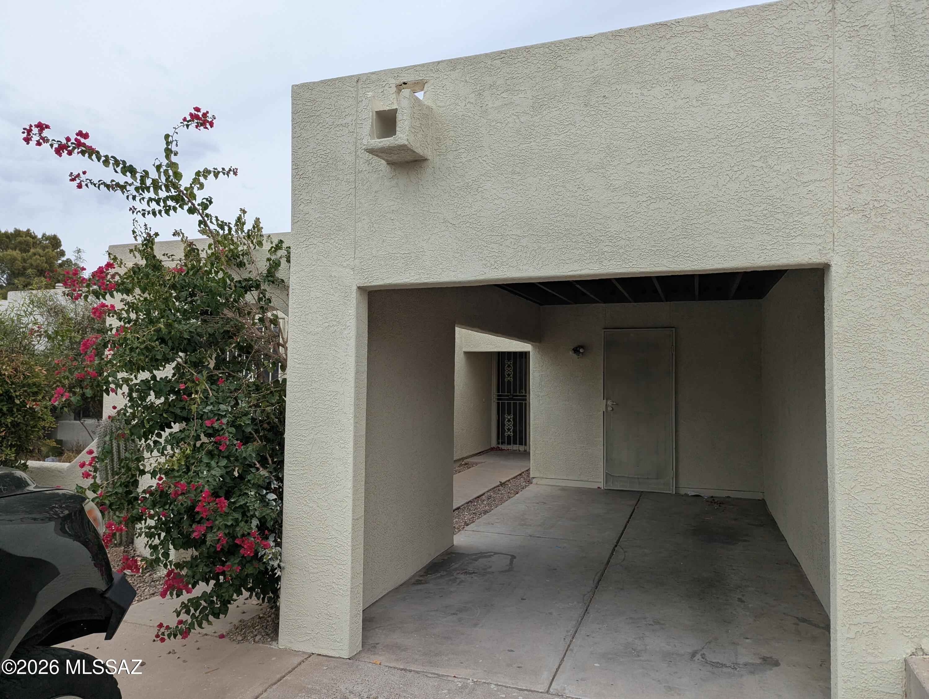 Cloverleaf Townhouses (1-63) - Residential Lease
