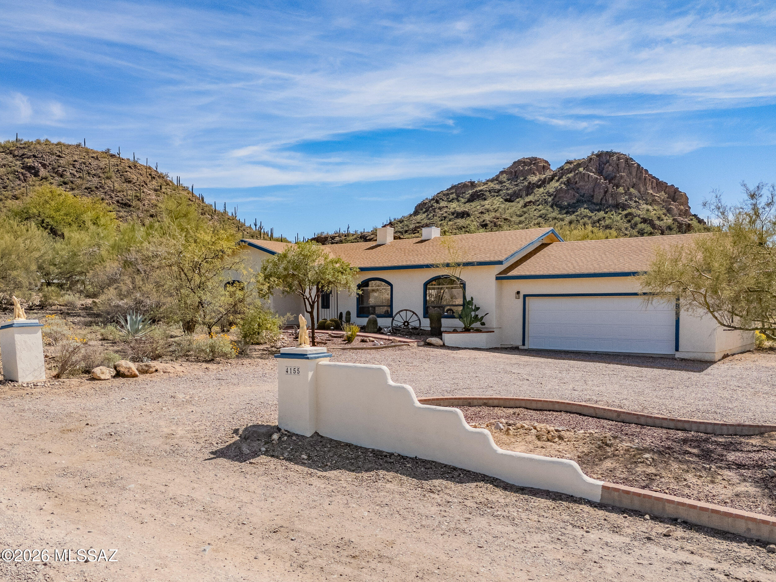 4155 W Coyote Ridge Trail