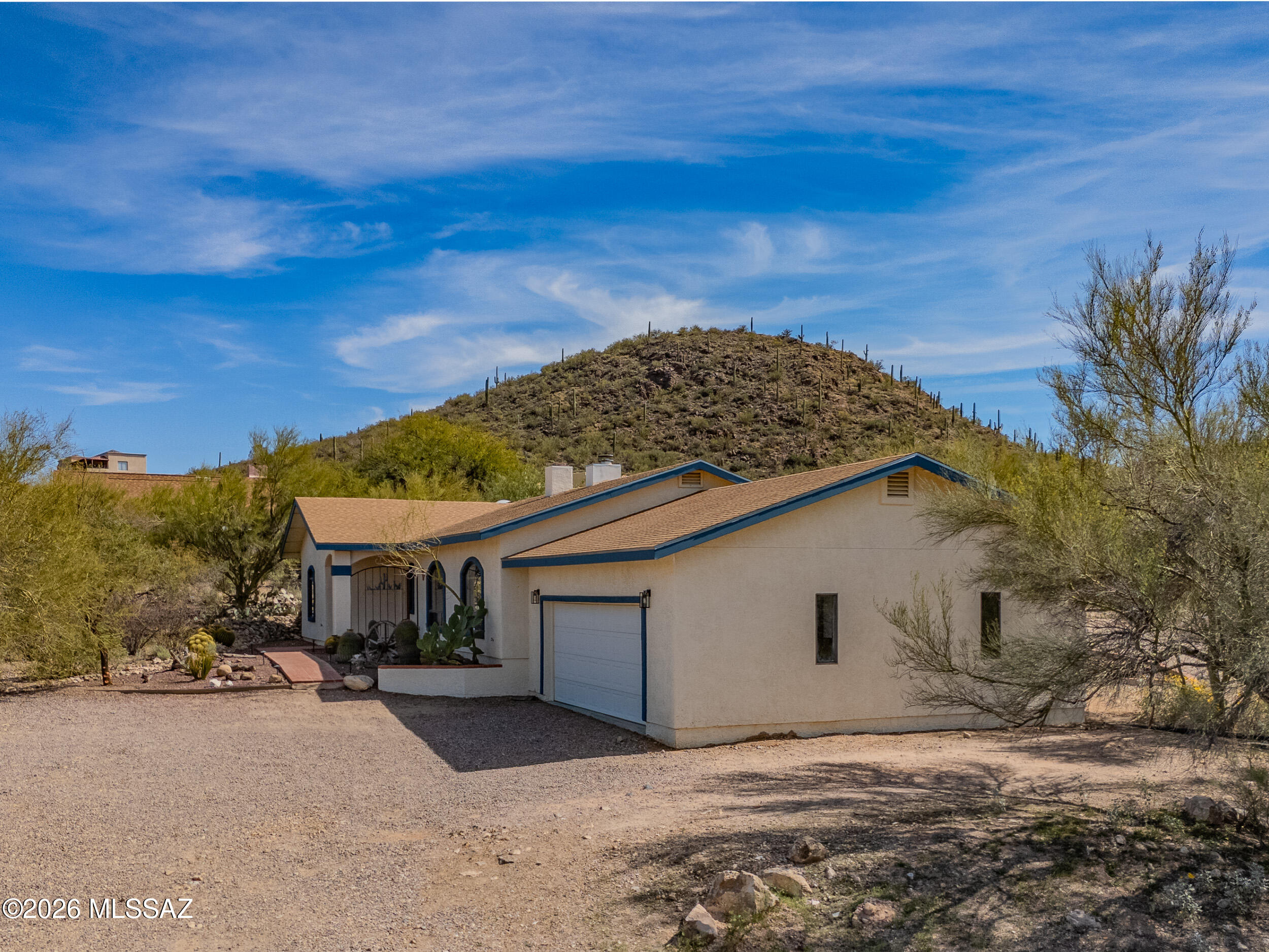 4155 W Coyote Ridge Trail