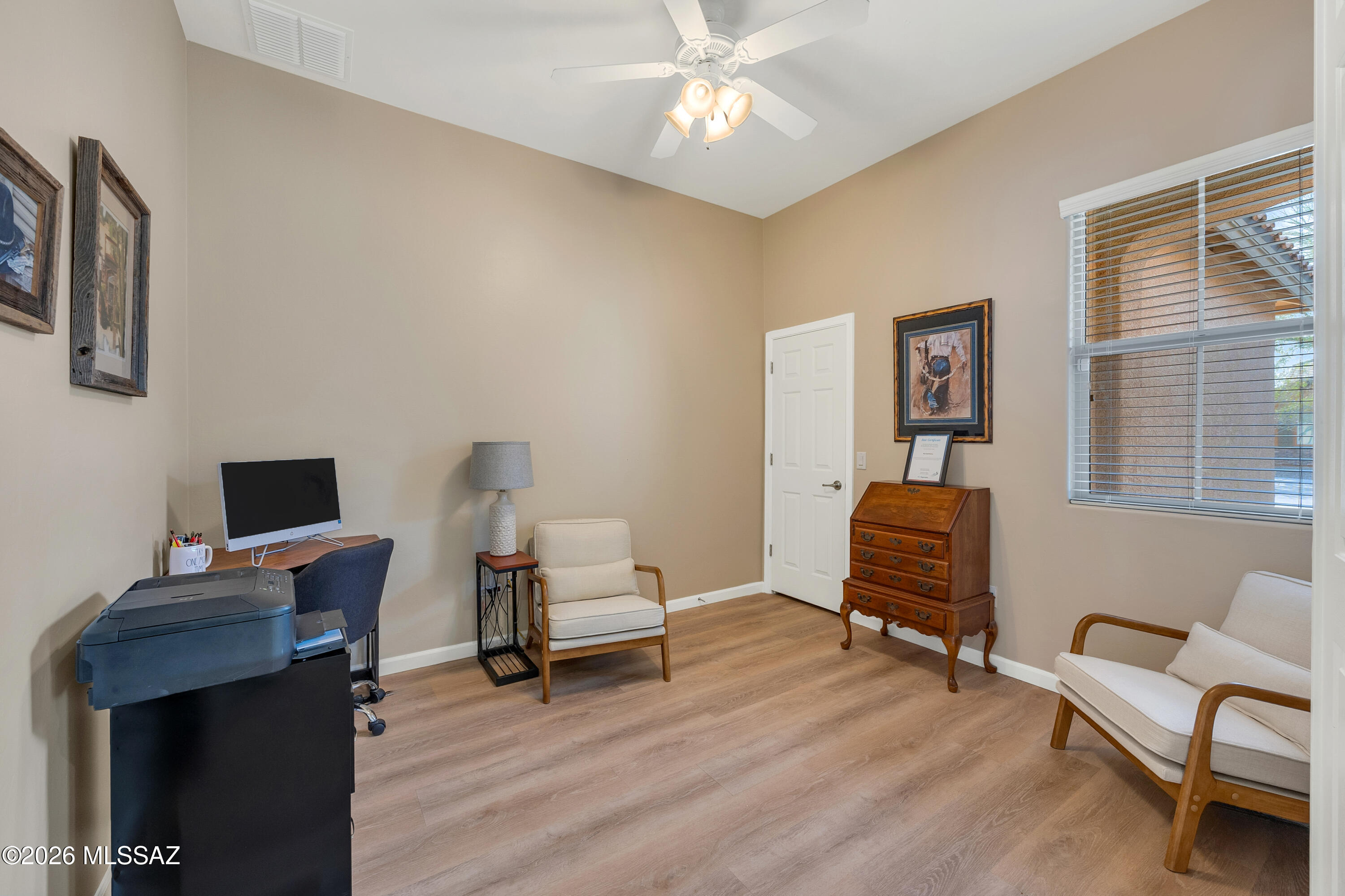 5460 W Thornscrub Road