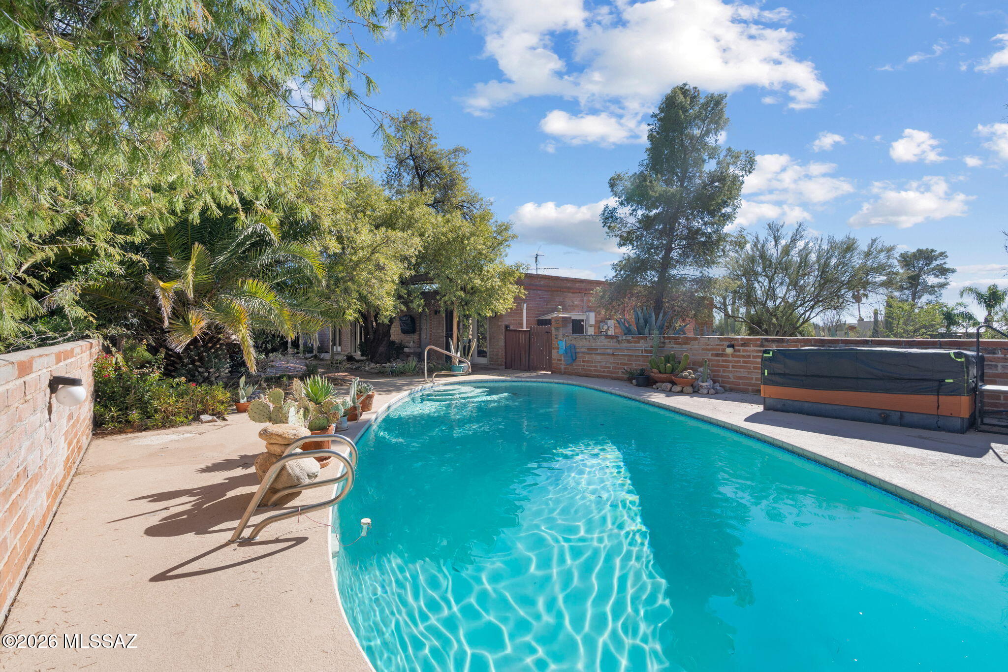Catalina Foothills Estates NO. 5 - Residential
