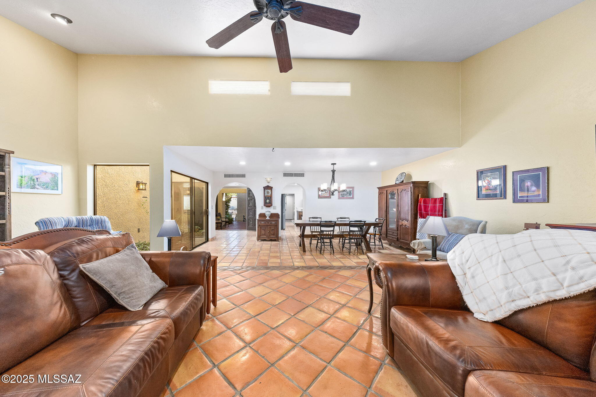 9817 N Calle Loma Linda