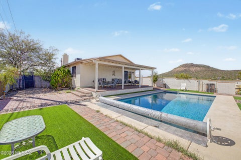 Photo of 1881 S San Jacinto Drive, Tucson, AZ 85713 (MLS # 22621748)