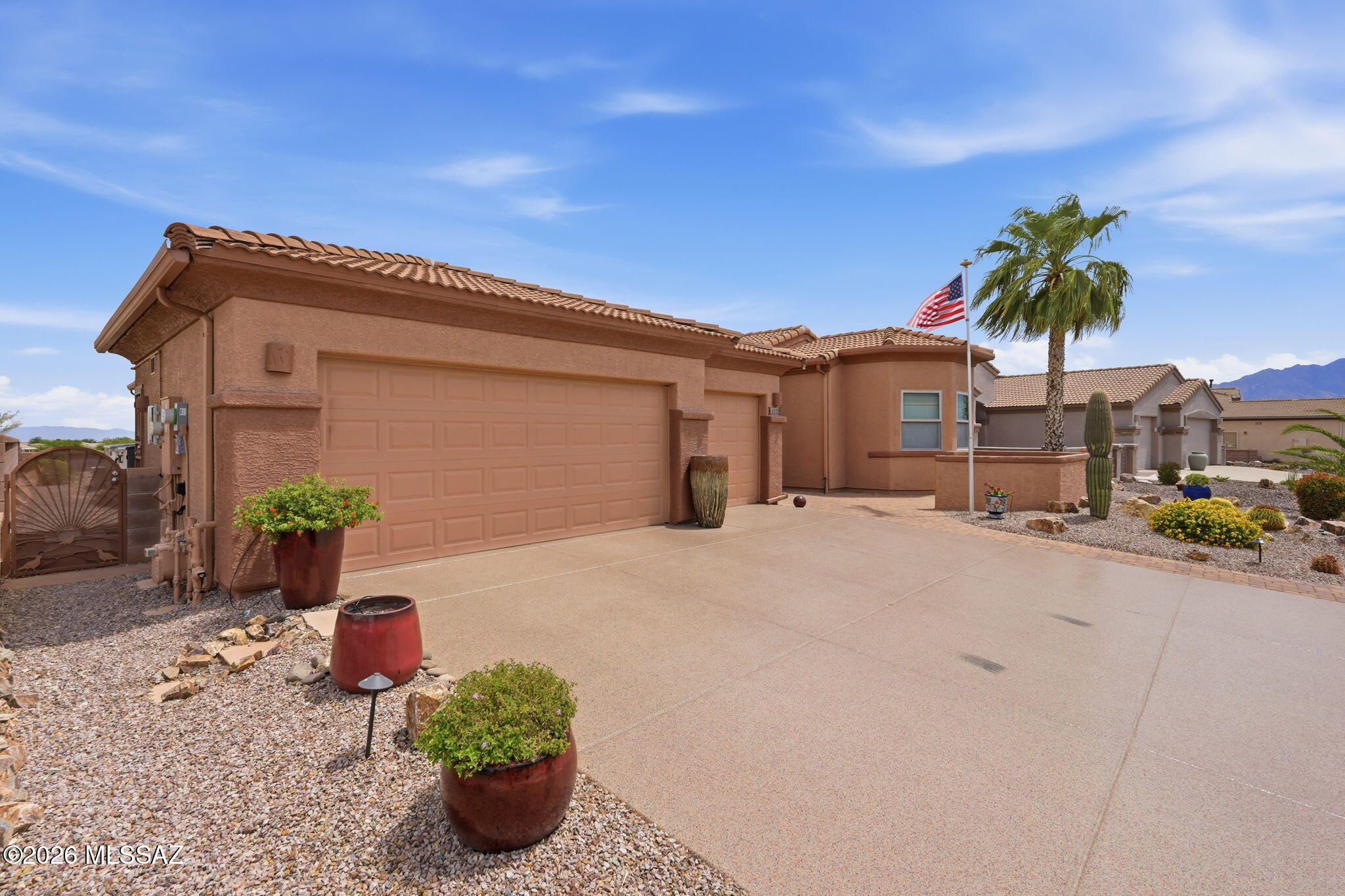 2156 W Calle Casas Lindas