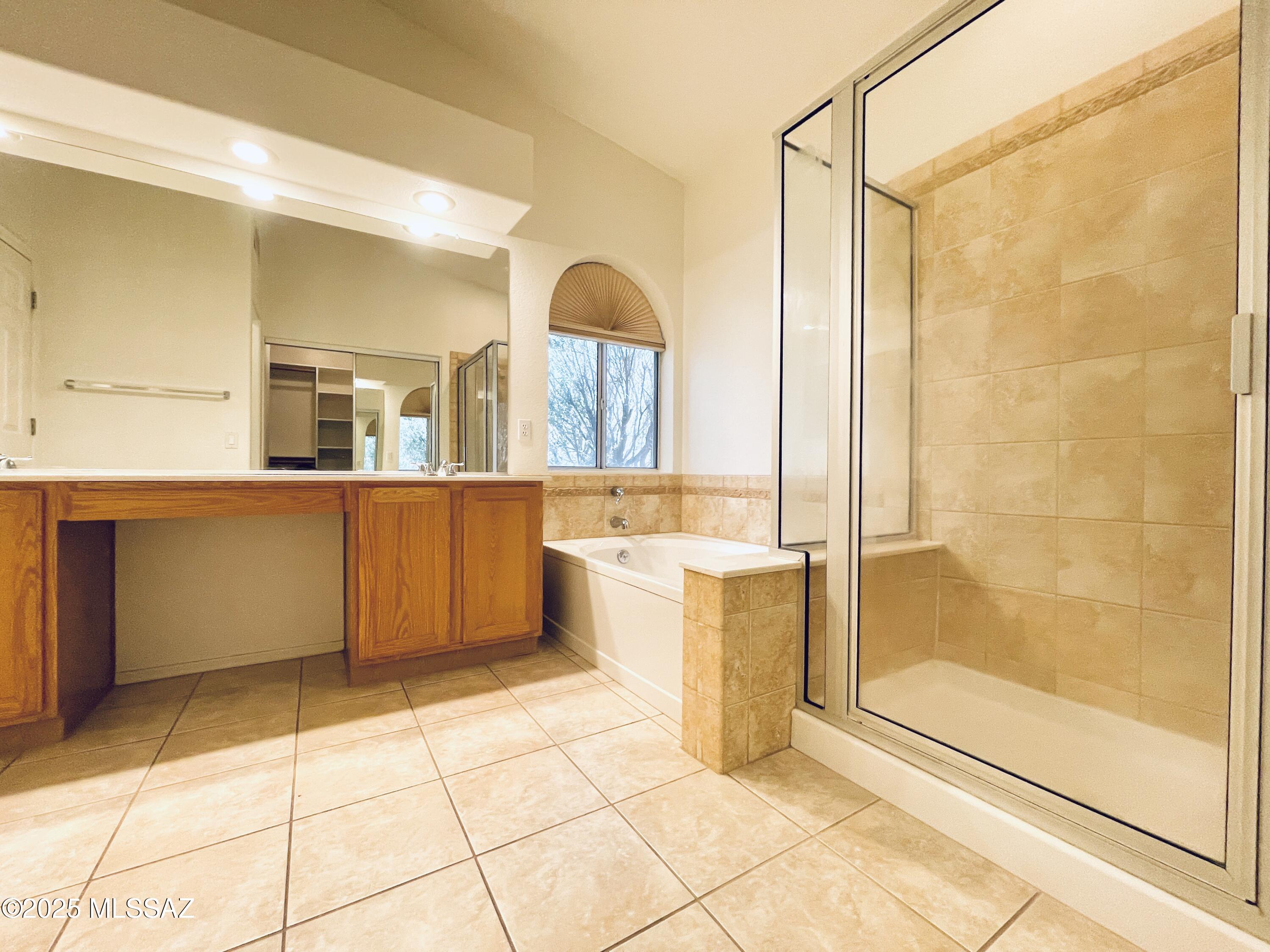 Encanto Canyon II (1-67) - Residential Lease
