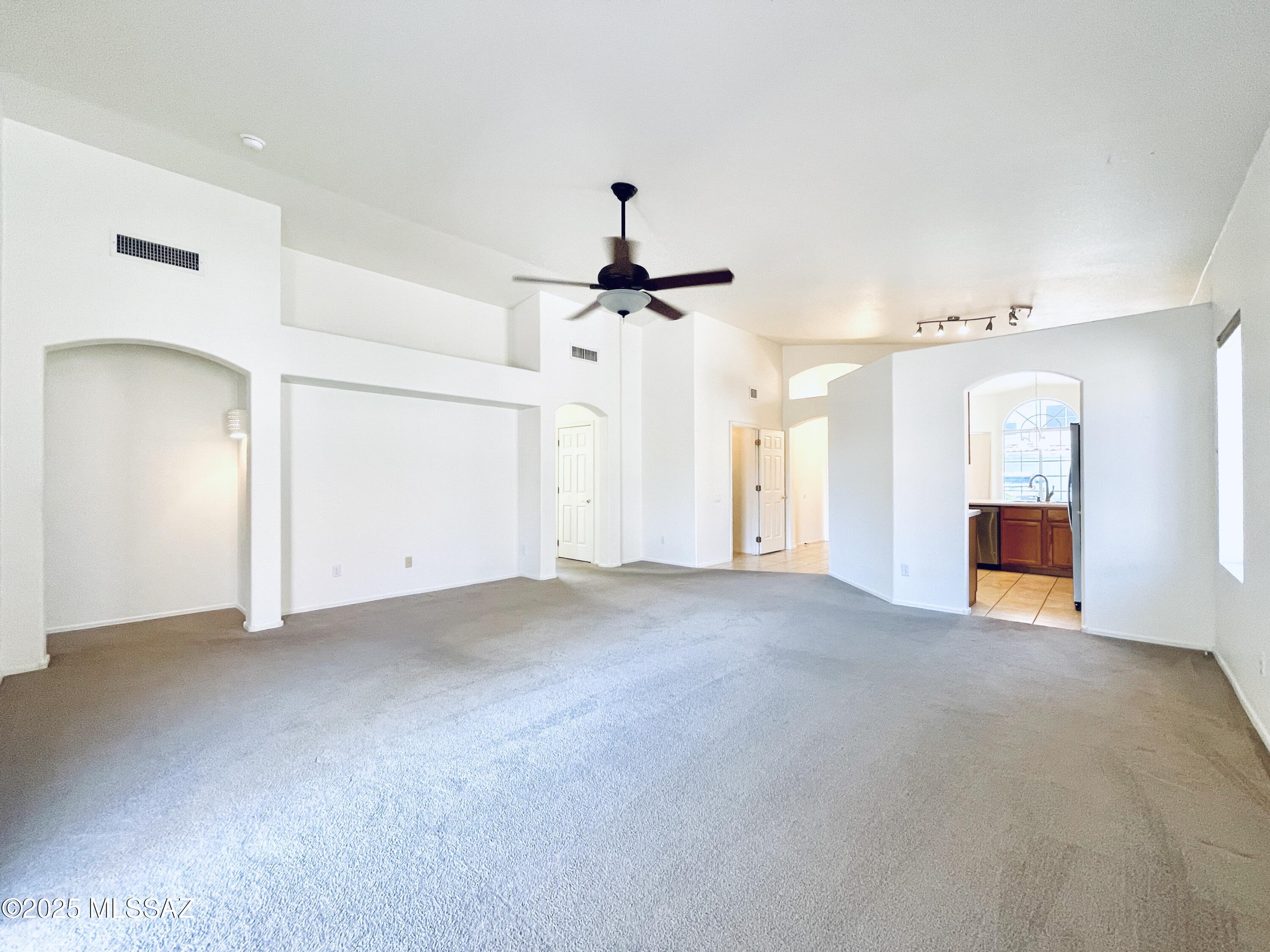 Encanto Canyon II (1-67) - Residential Lease