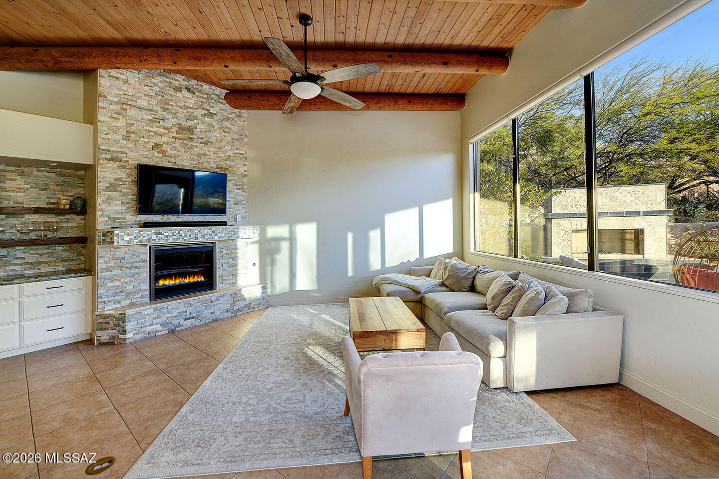 6261 E Calle De Mirar