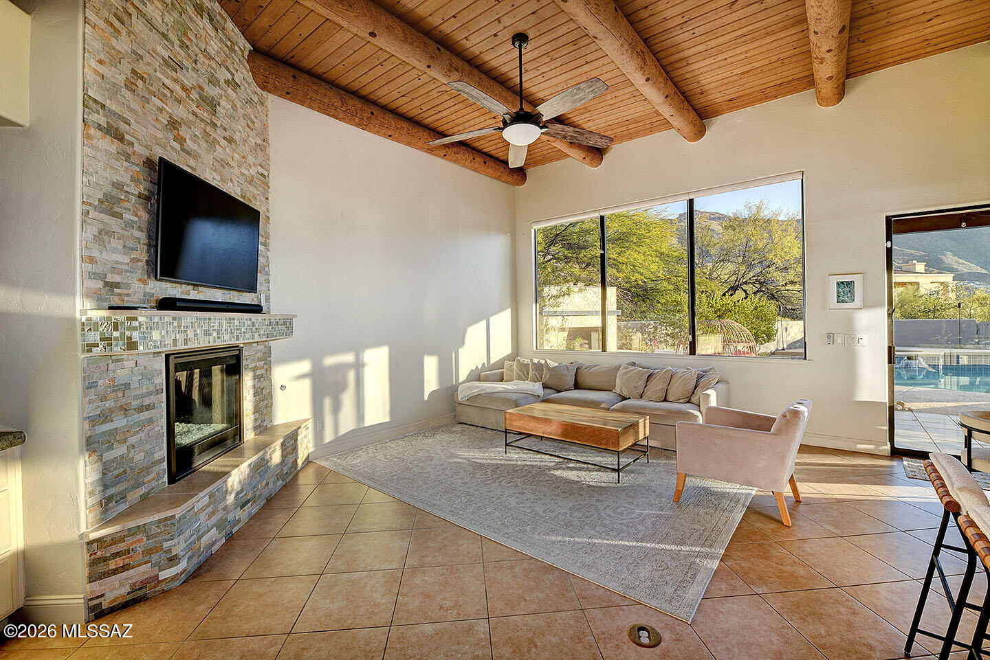 6261 E Calle De Mirar