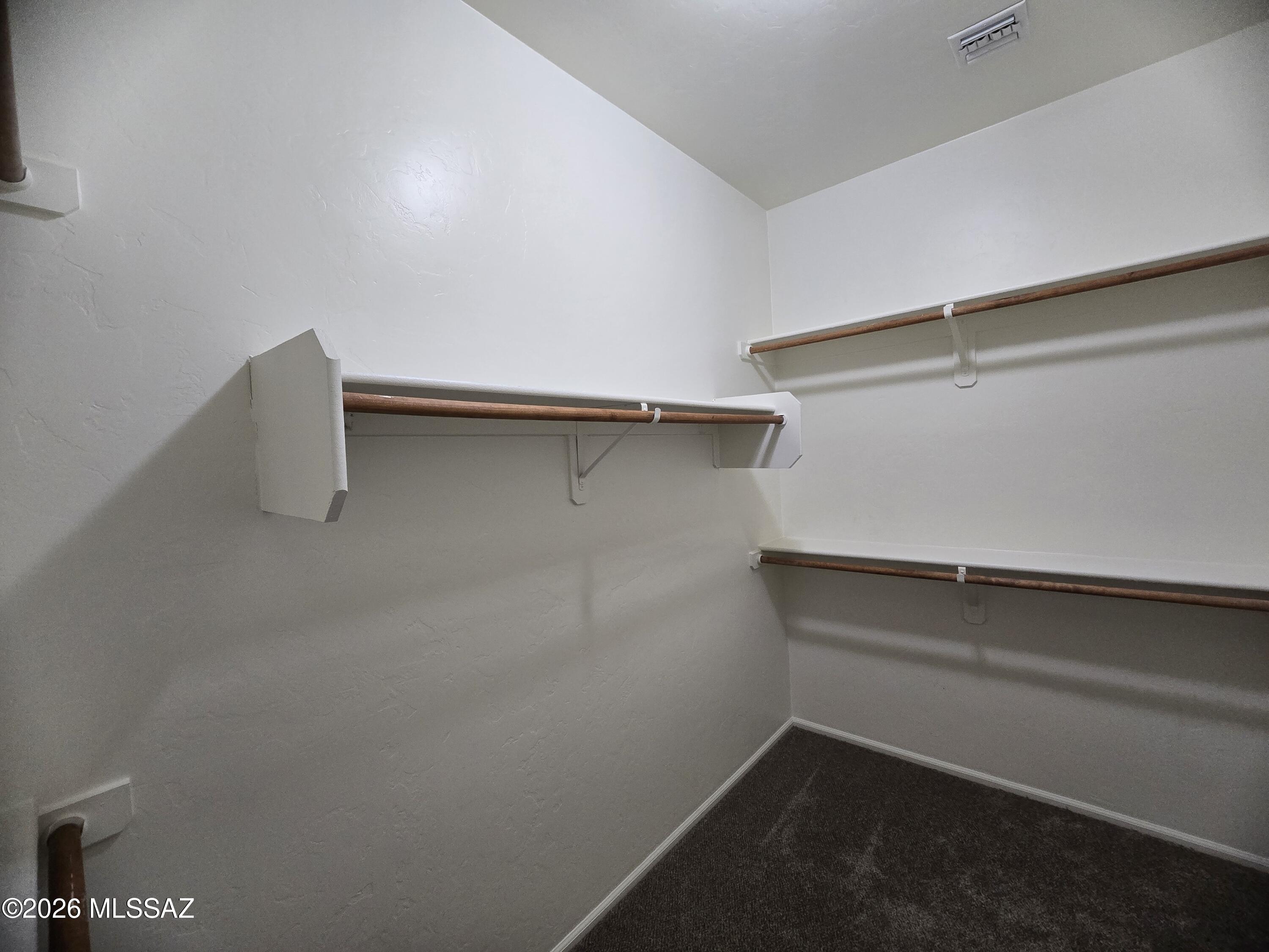 Lakeside Ridge (1-28) - Residential Lease