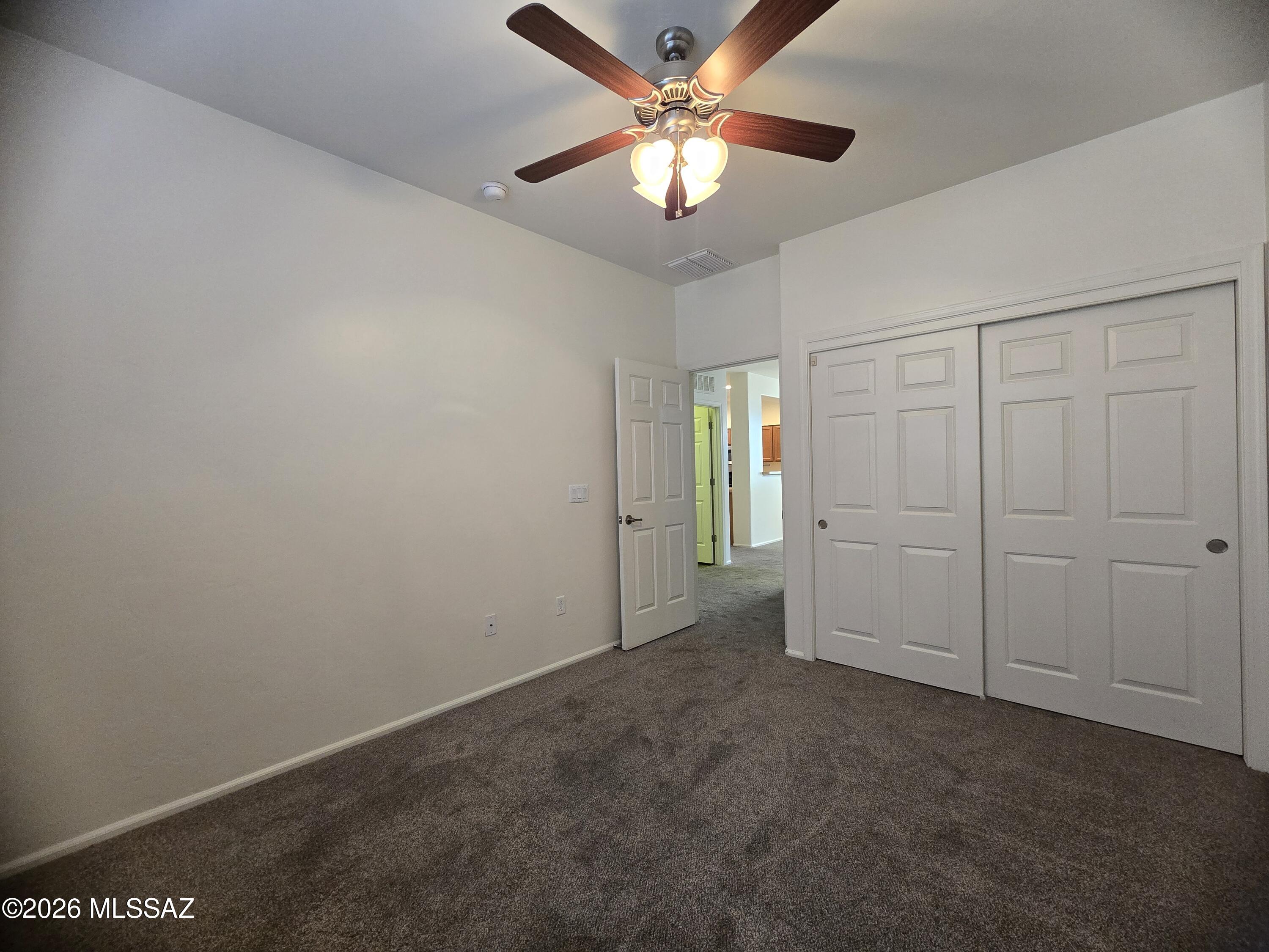 Lakeside Ridge (1-28) - Residential Lease