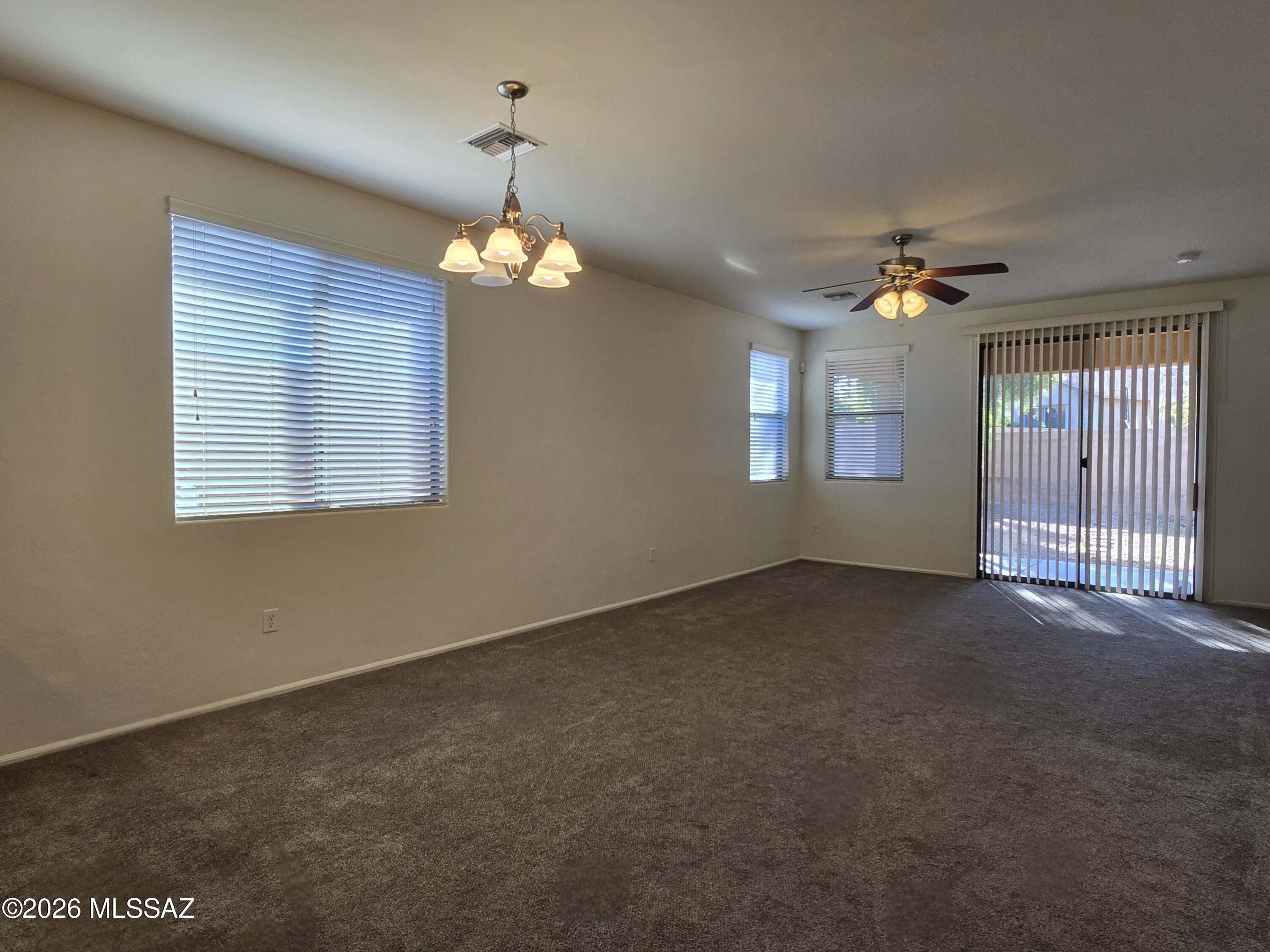 Lakeside Ridge (1-28) - Residential Lease
