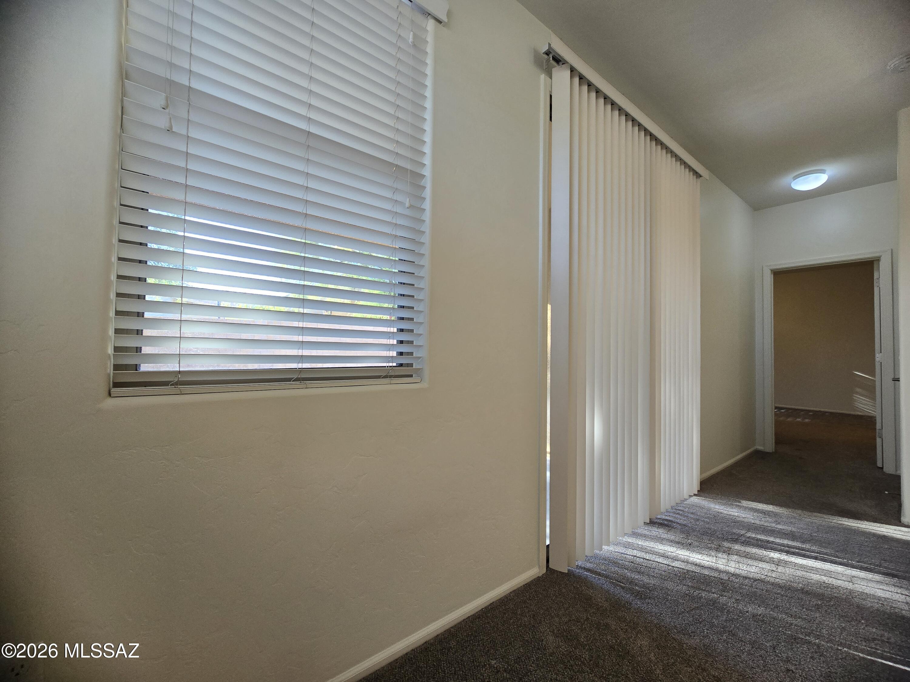 Lakeside Ridge (1-28) - Residential Lease