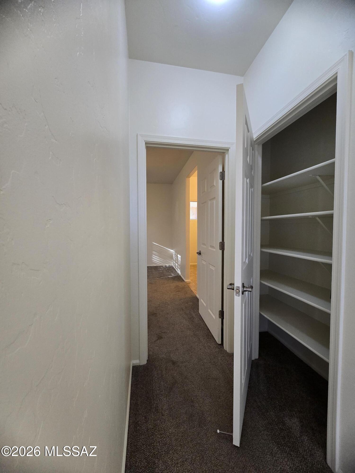Lakeside Ridge (1-28) - Residential Lease