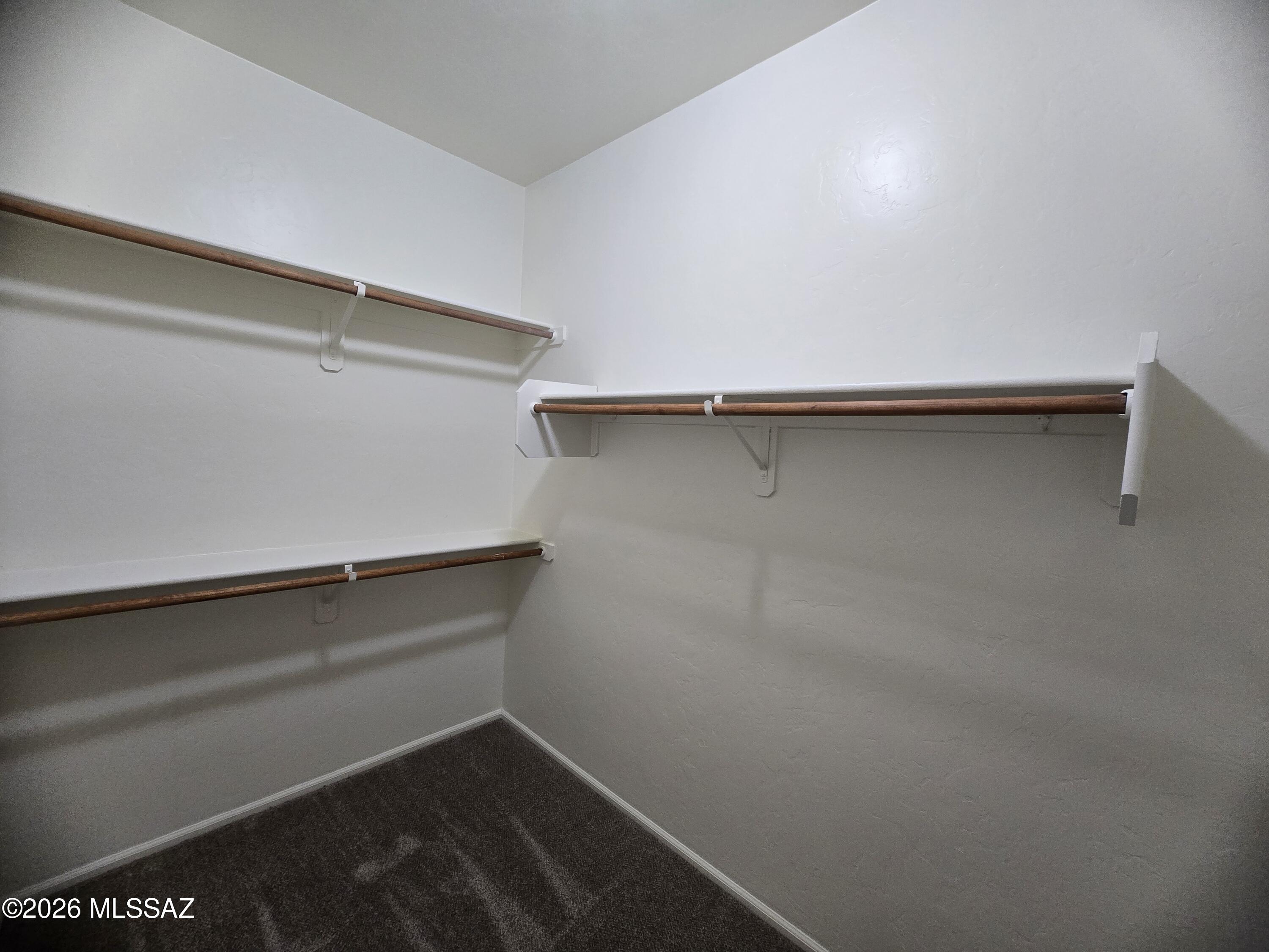 Lakeside Ridge (1-28) - Residential Lease