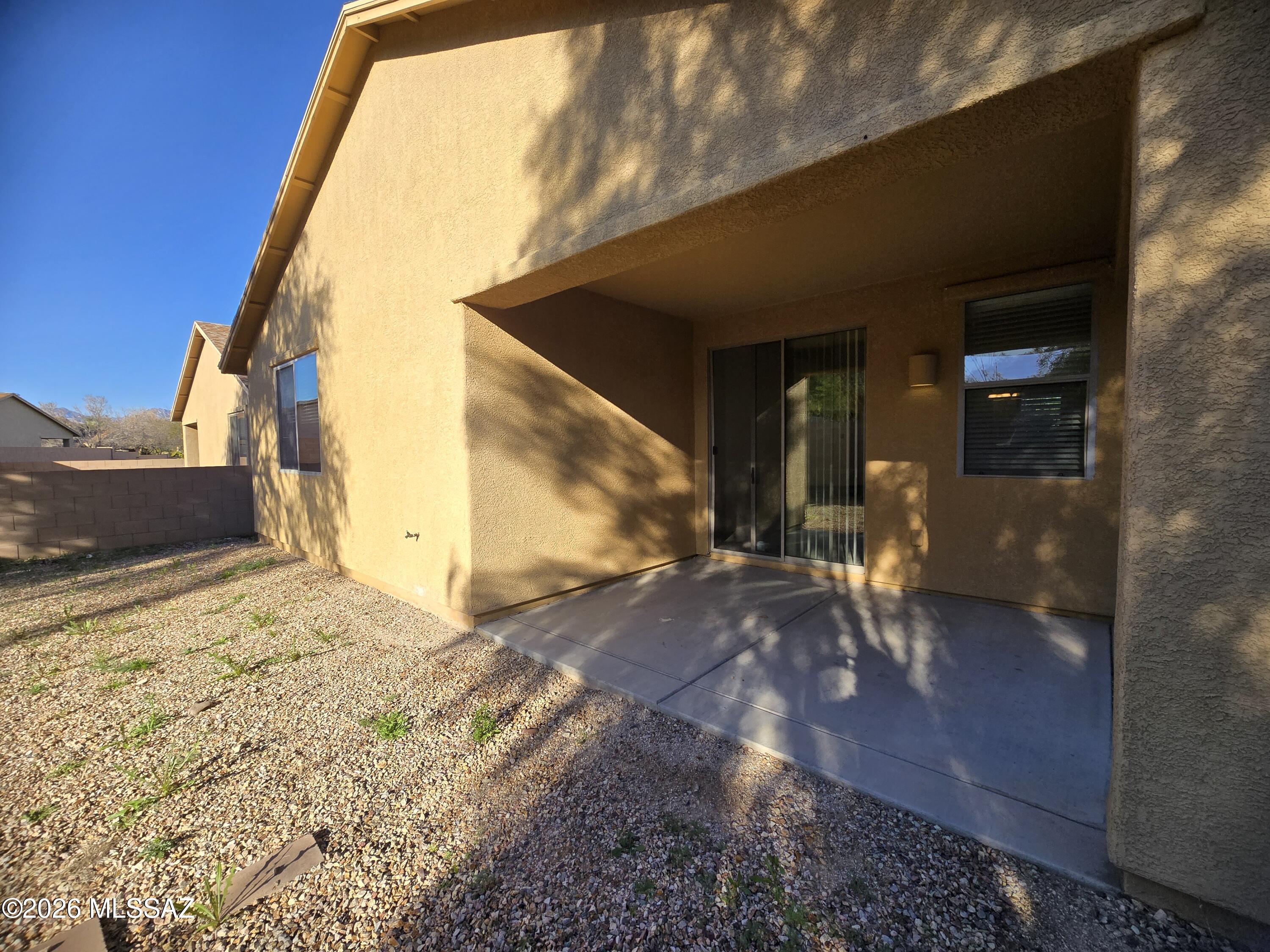 Lakeside Ridge (1-28) - Residential Lease