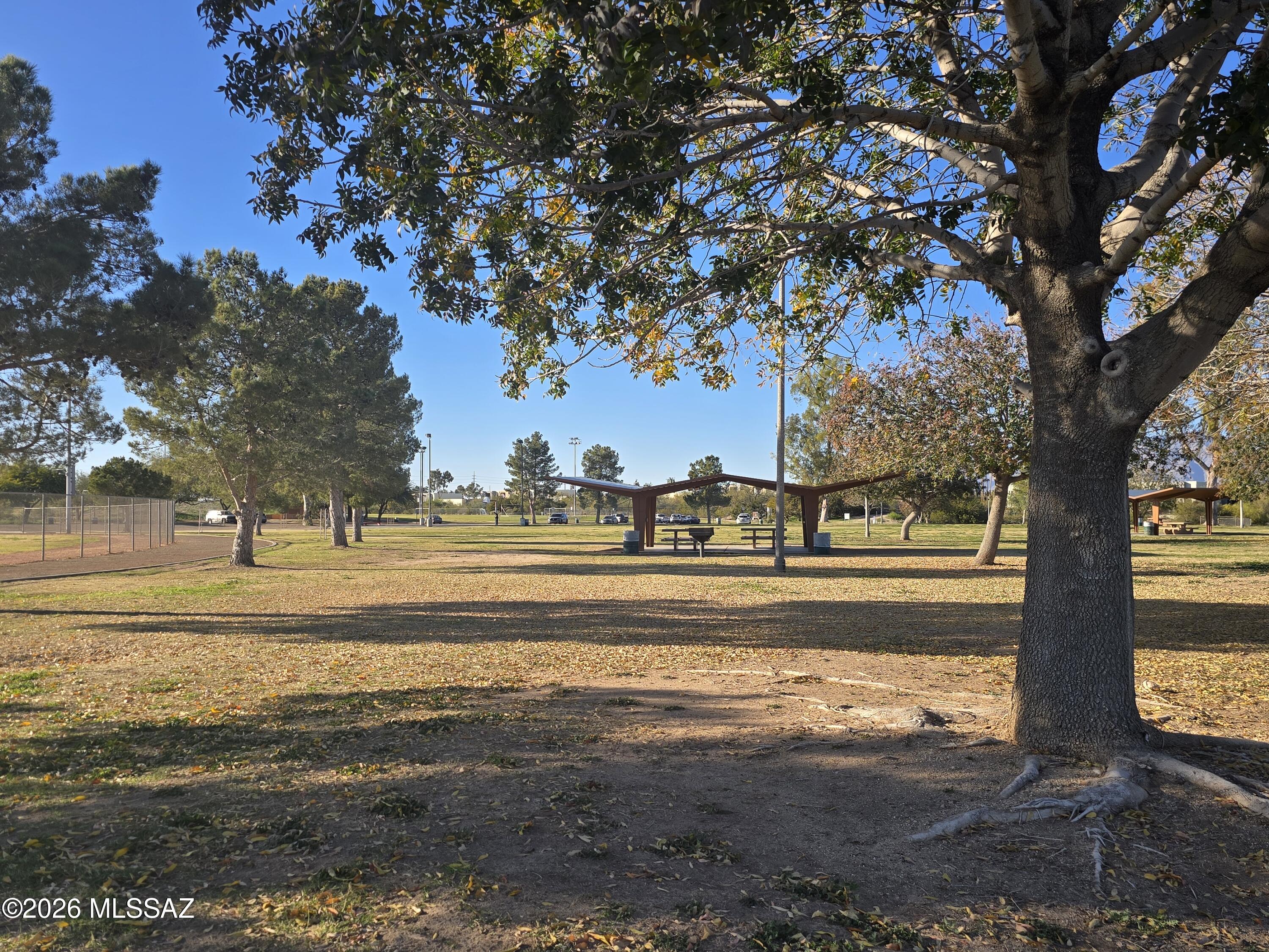 Lakeside Ridge (1-28) - Residential Lease