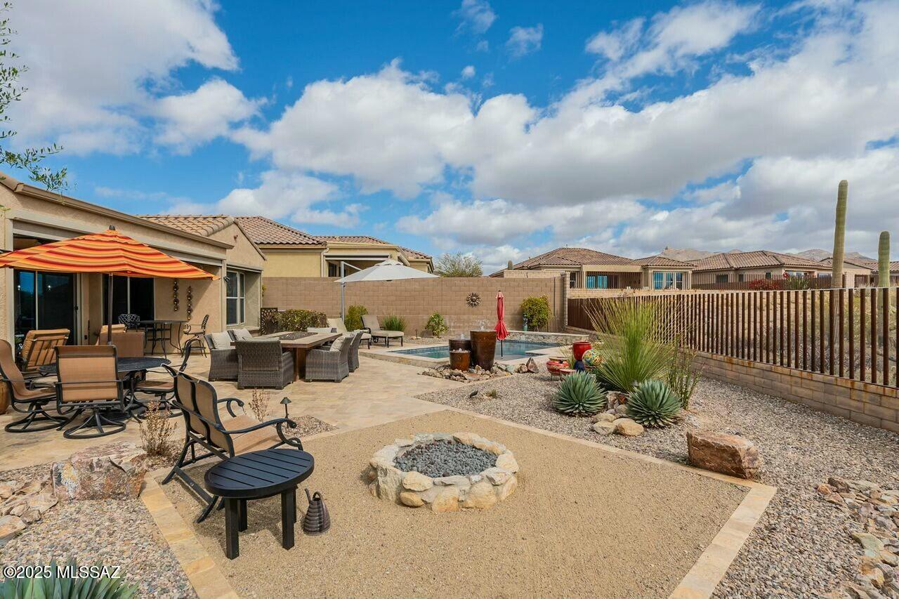 Del Webb At Dove Mountain SQ20131930189 - Residential