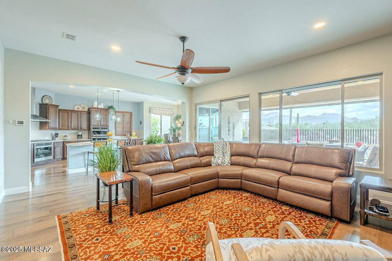 Del Webb At Dove Mountain SQ20131930189 - Residential