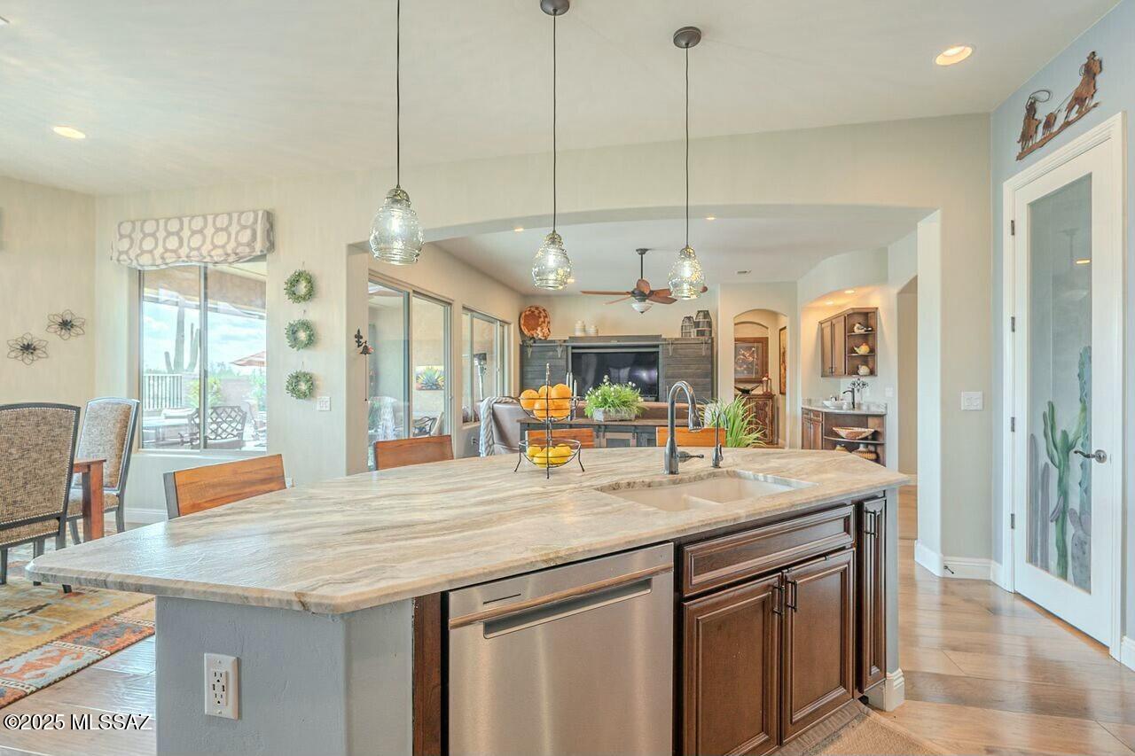 Del Webb At Dove Mountain SQ20131930189 - Residential