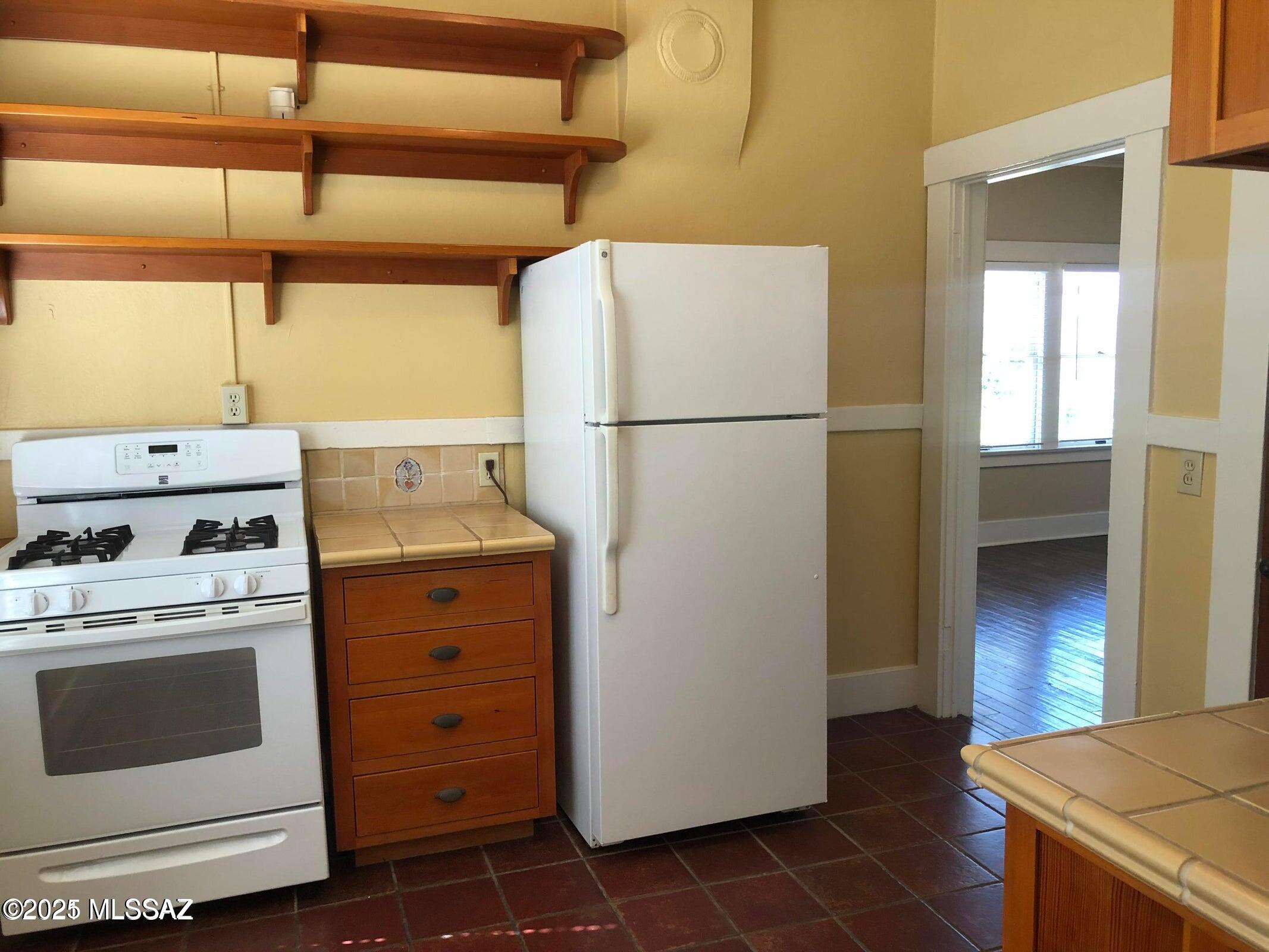 530 S Railroad Avenue