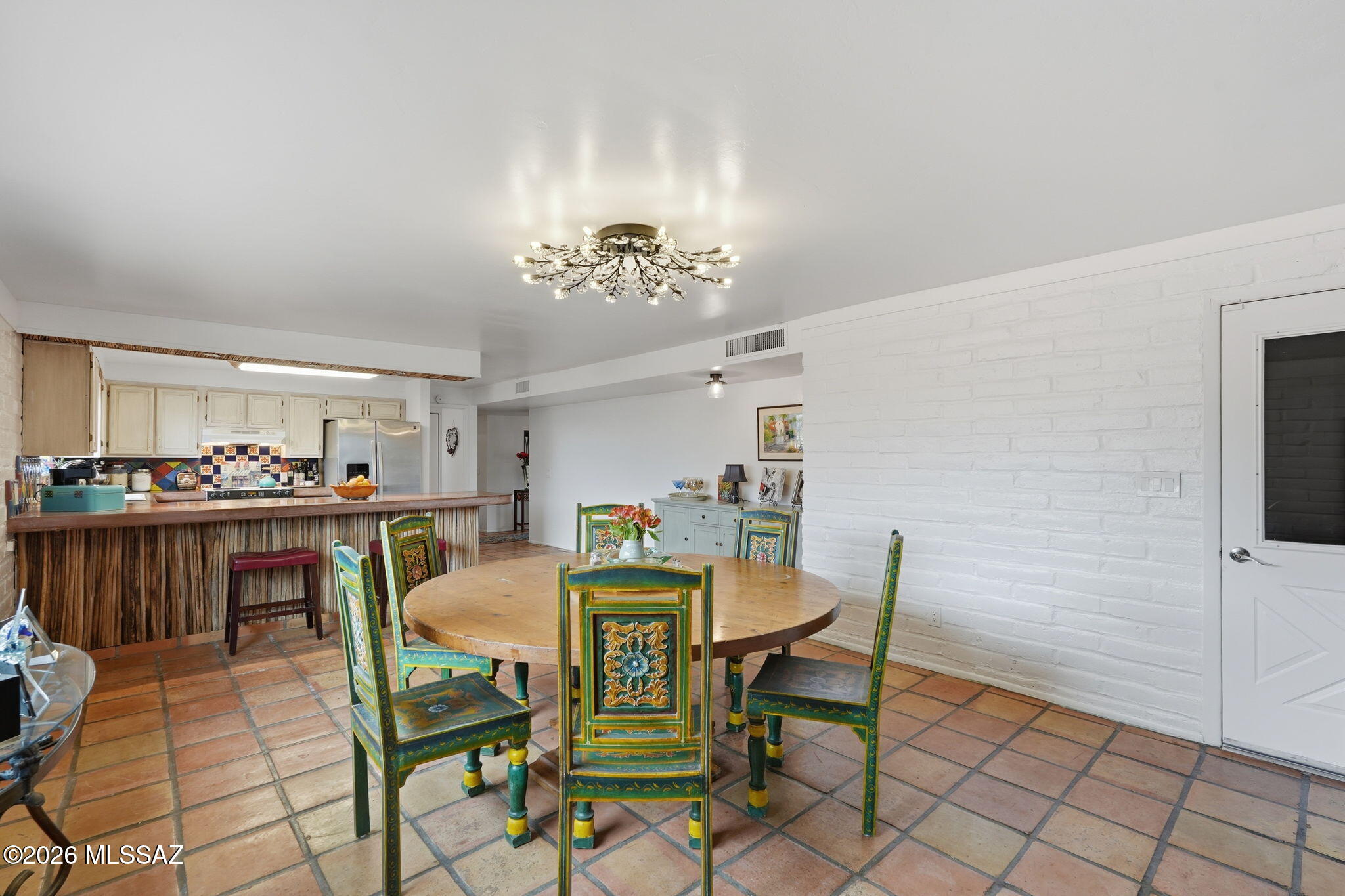 3121 N Conestoga Avenue