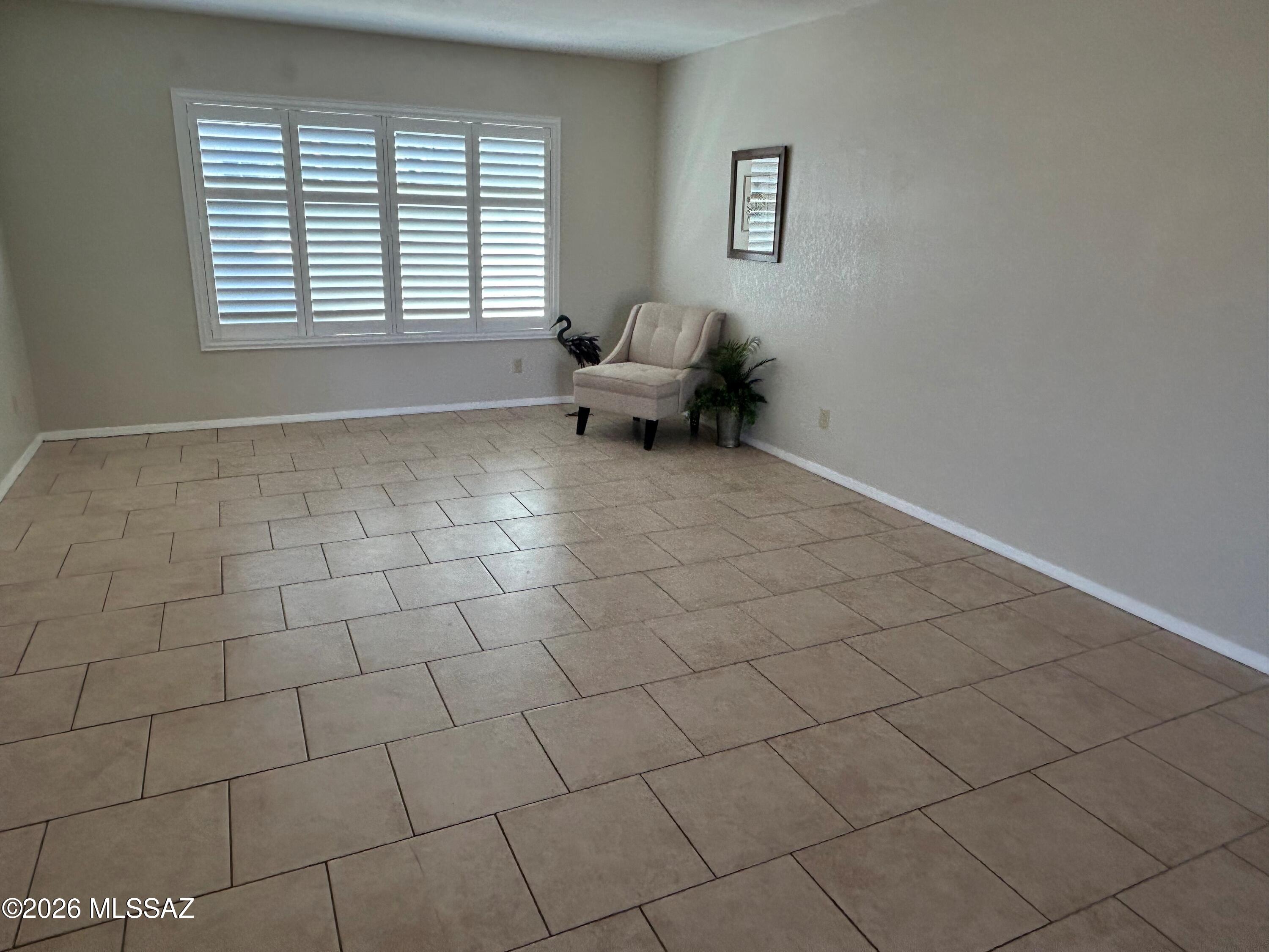 1002 N Caribe Avenue