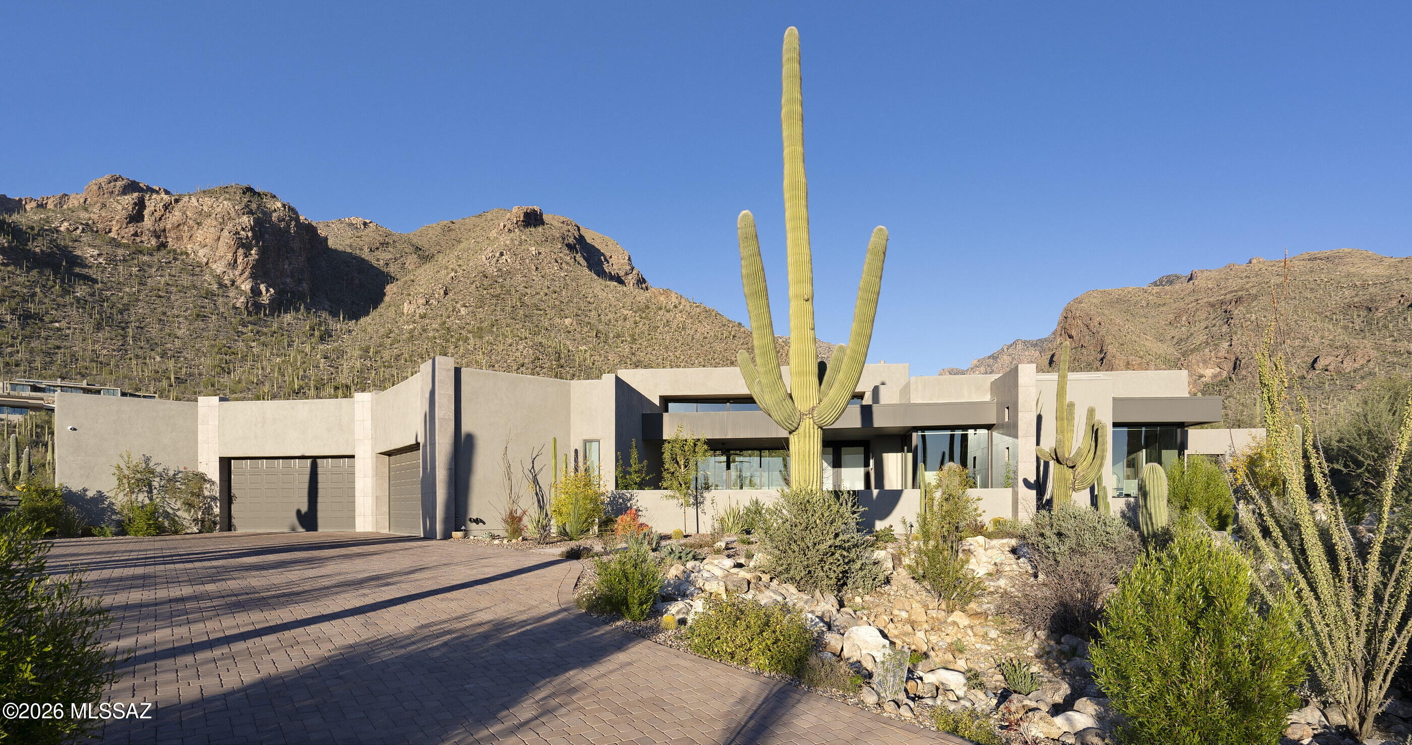 2126 E Desert Garden Drive