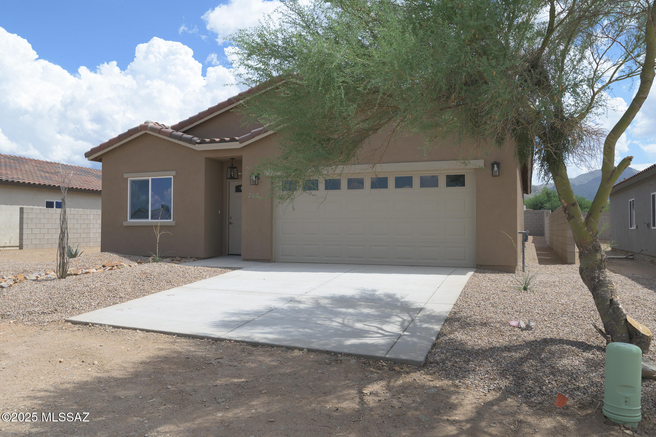 New Tucson Unit NO. 4 (1-203) - Residential