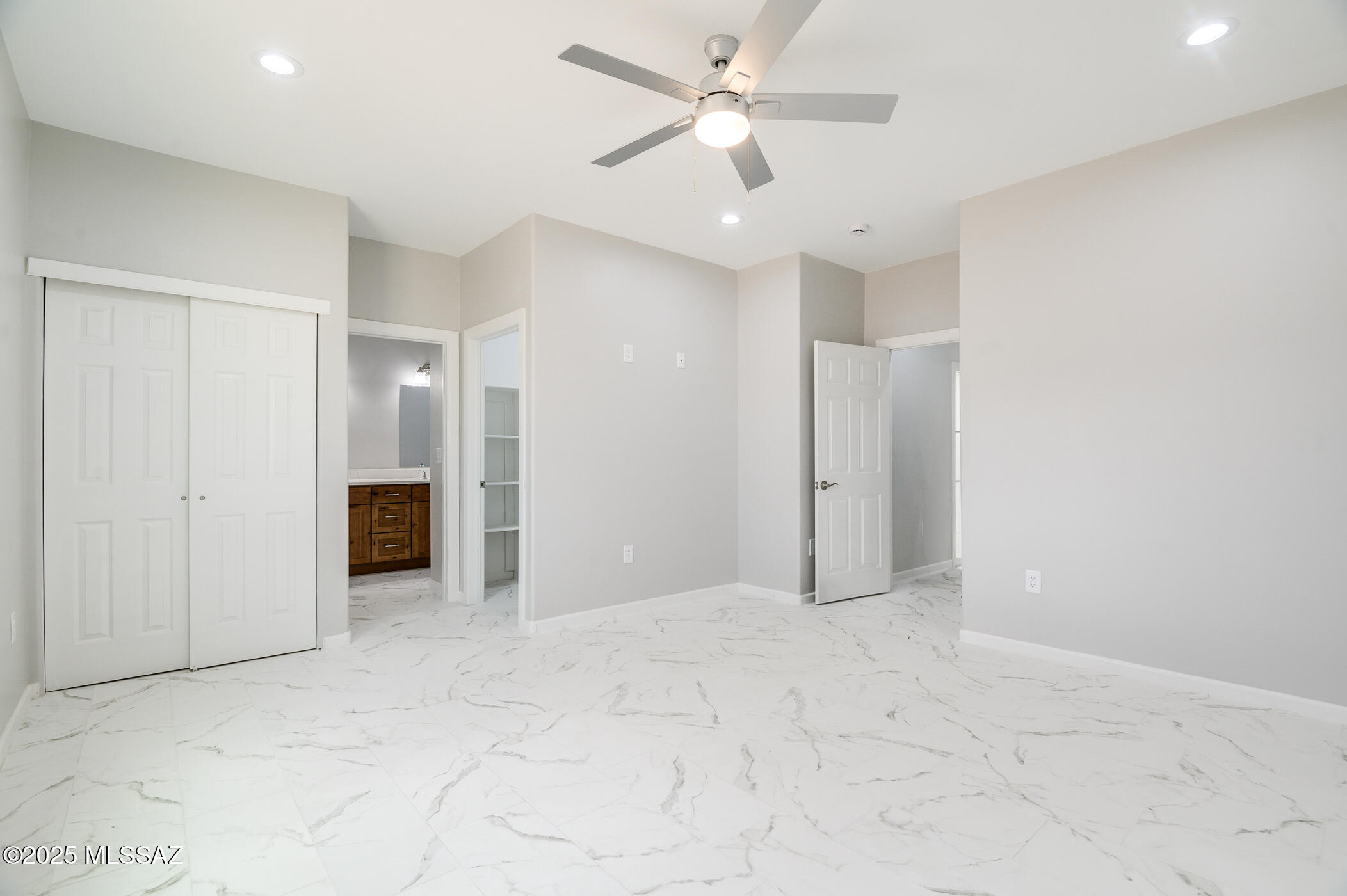 New Tucson Unit NO. 4 (1-203) - Residential