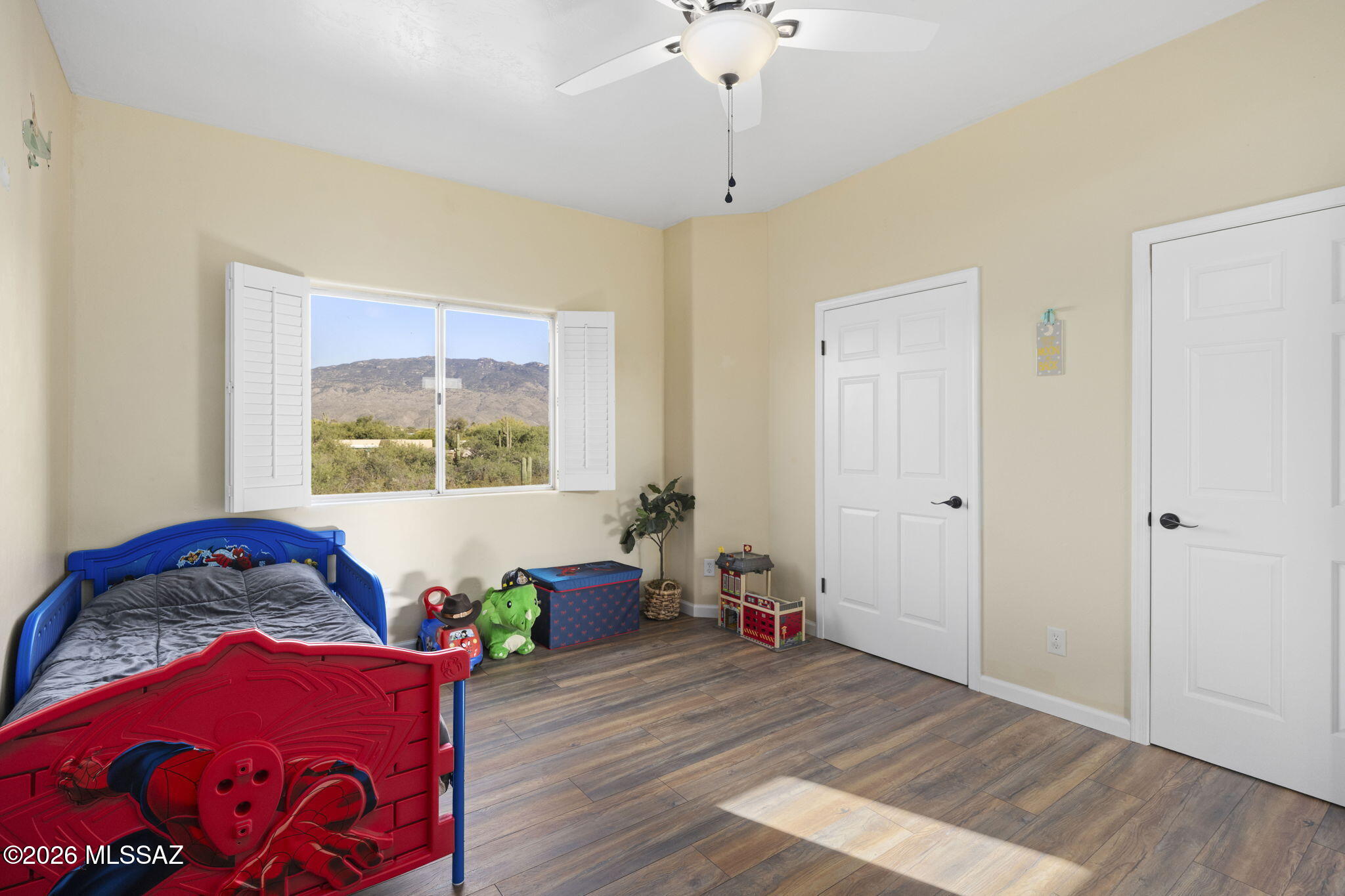 Loma De La Vista Verde (1-38) - Residential